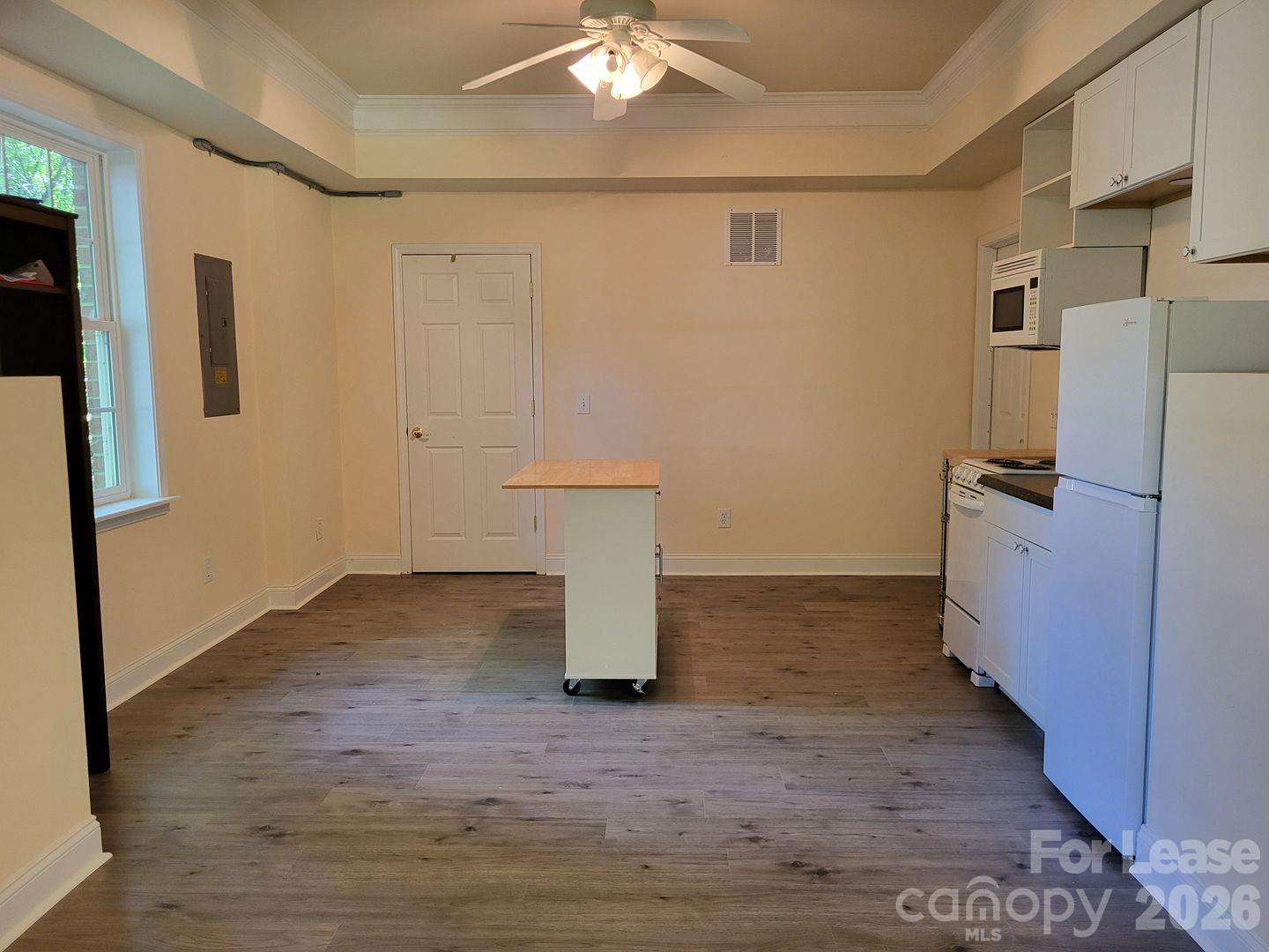 Apartment at 15815 Waldrop Hill Court, Huntersville, photo 4 of 9