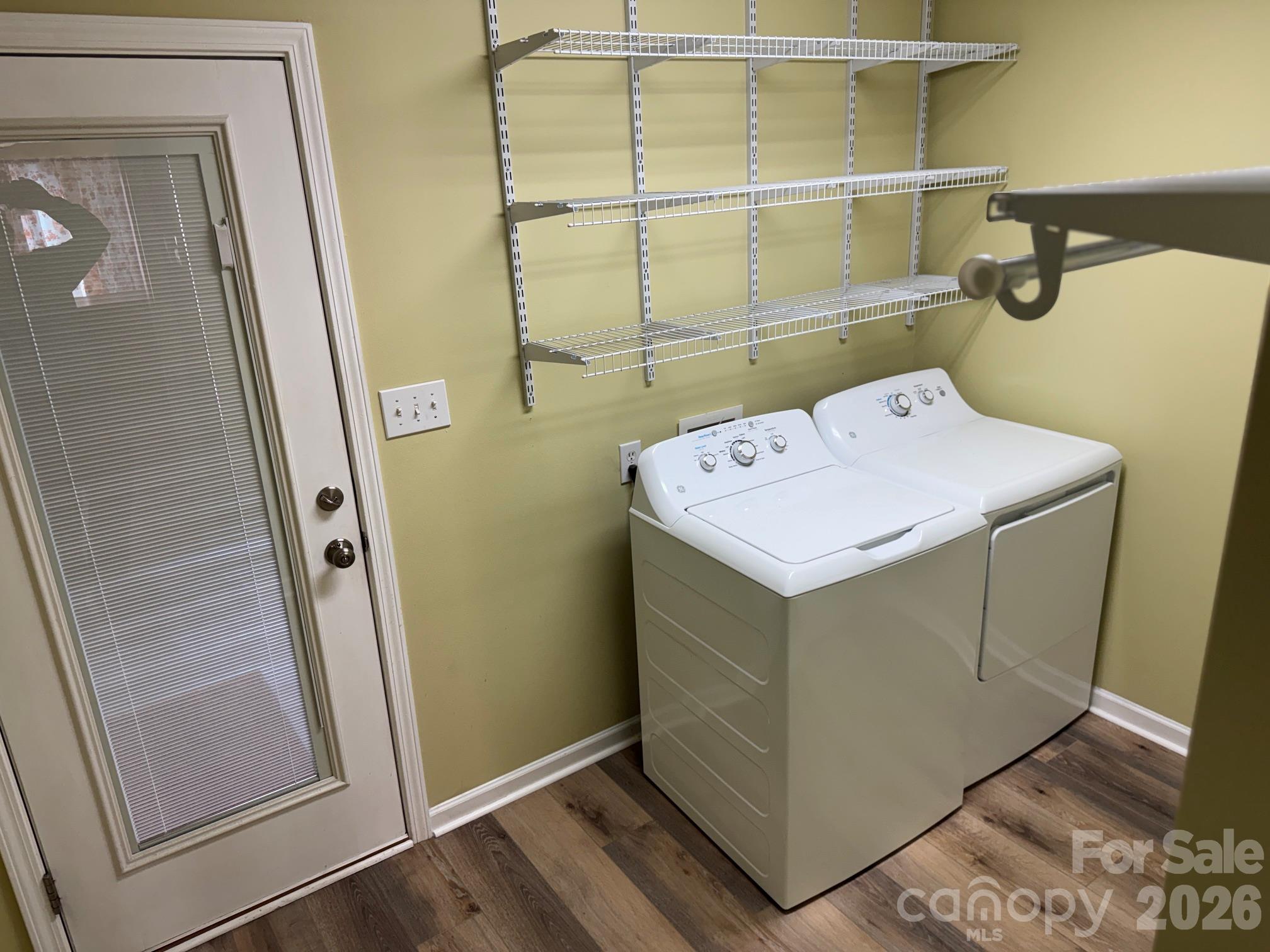 Single Family Residence at 204 Silver Birch Lane, Mount Holly, photo 9 of 17