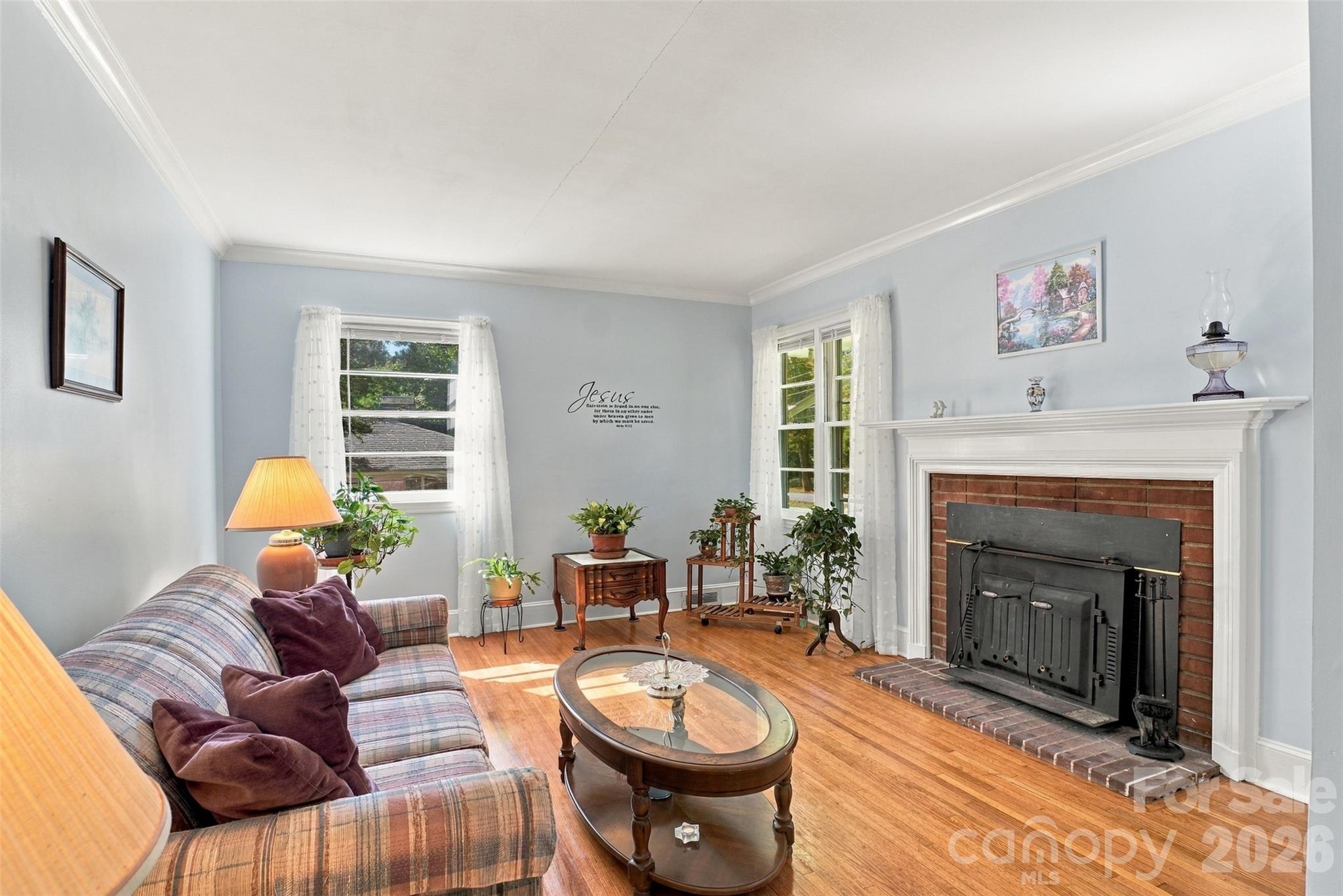 Single Family Residence at 7218 Lakeside Drive N, Charlotte, photo 3 of 30