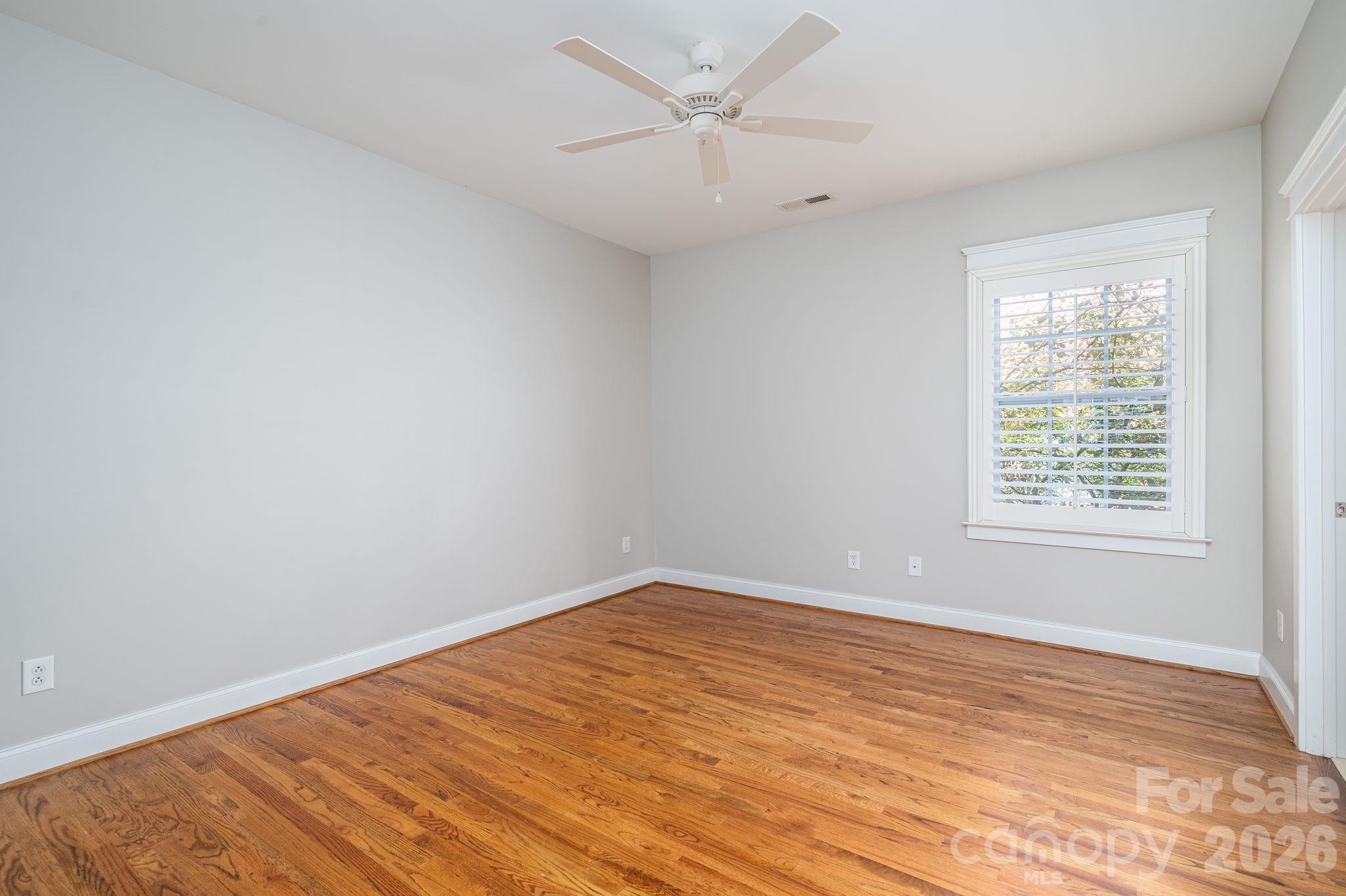 Single Family Residence at 113 Ft. William Avenue, Belmont, photo 32 of 46