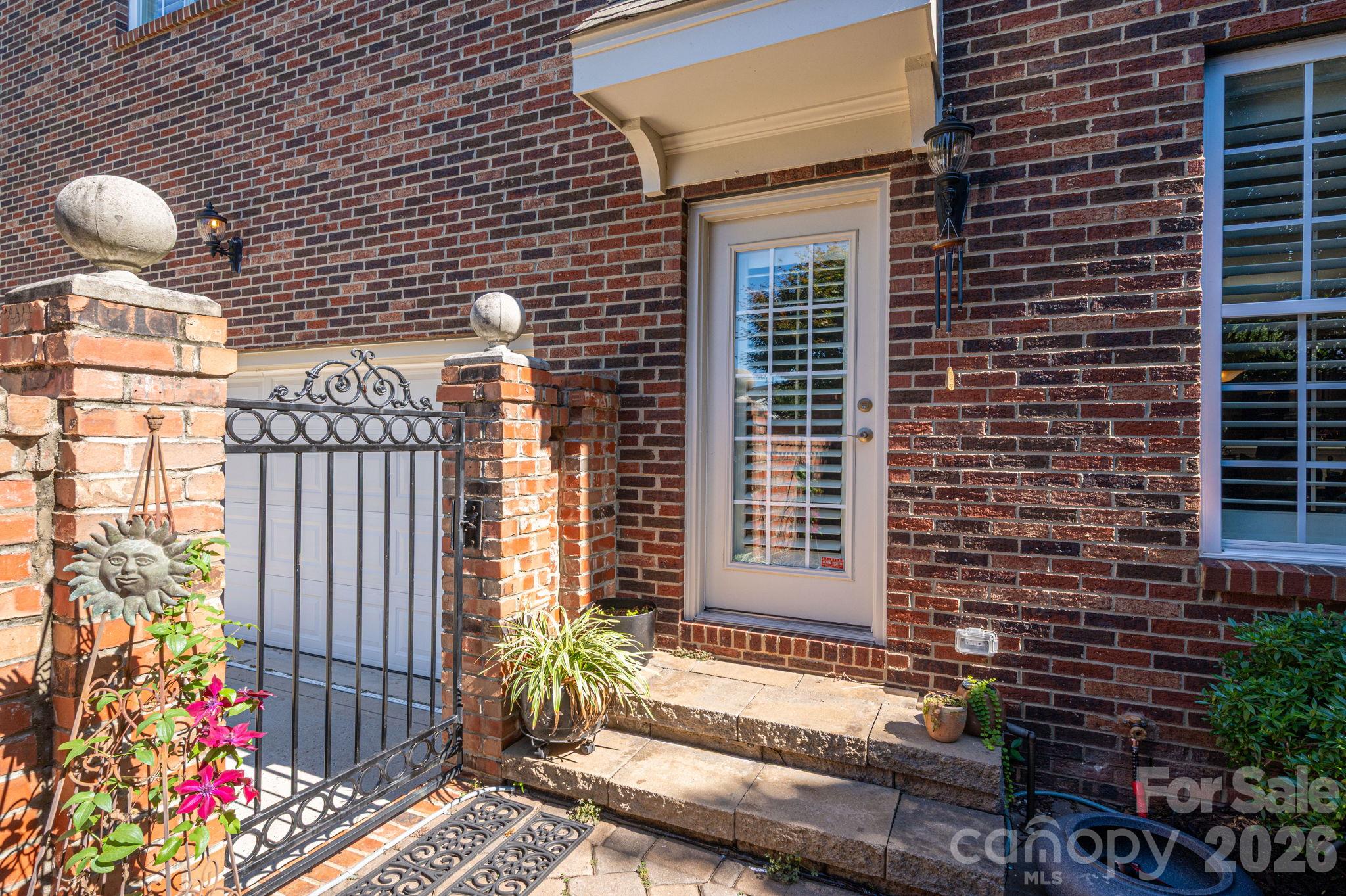 Single Family Residence at 113 Ft. William Avenue, Belmont, photo 41 of 46