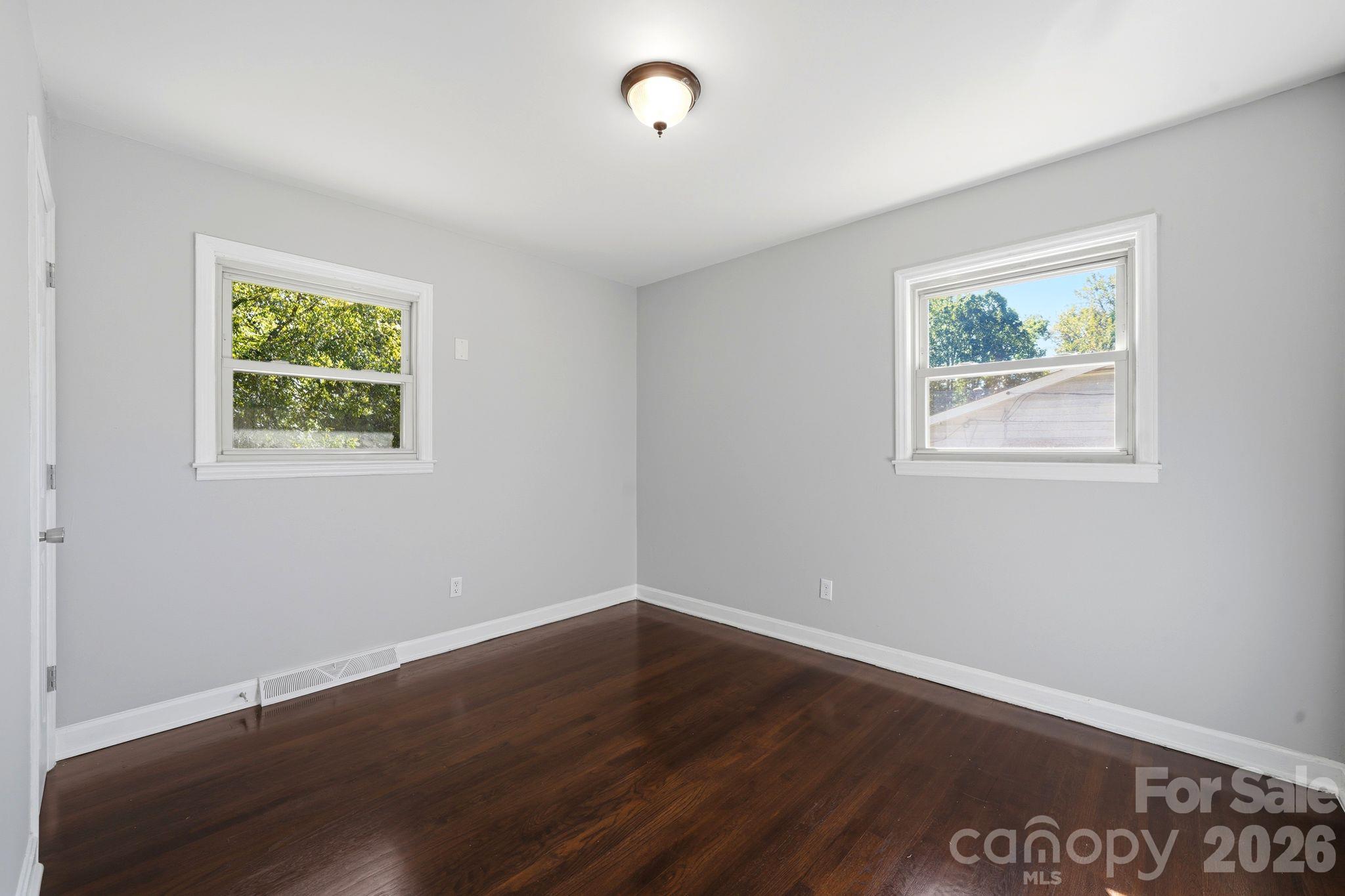 Single Family Residence at 754 Vancouver Lane, Gastonia, photo 14 of 34