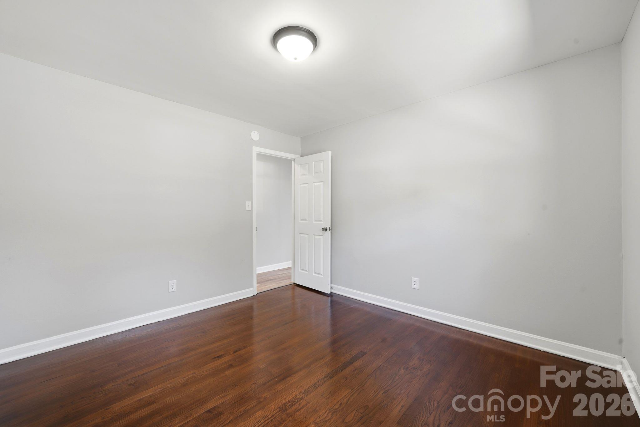 Single Family Residence at 754 Vancouver Lane, Gastonia, photo 15 of 34