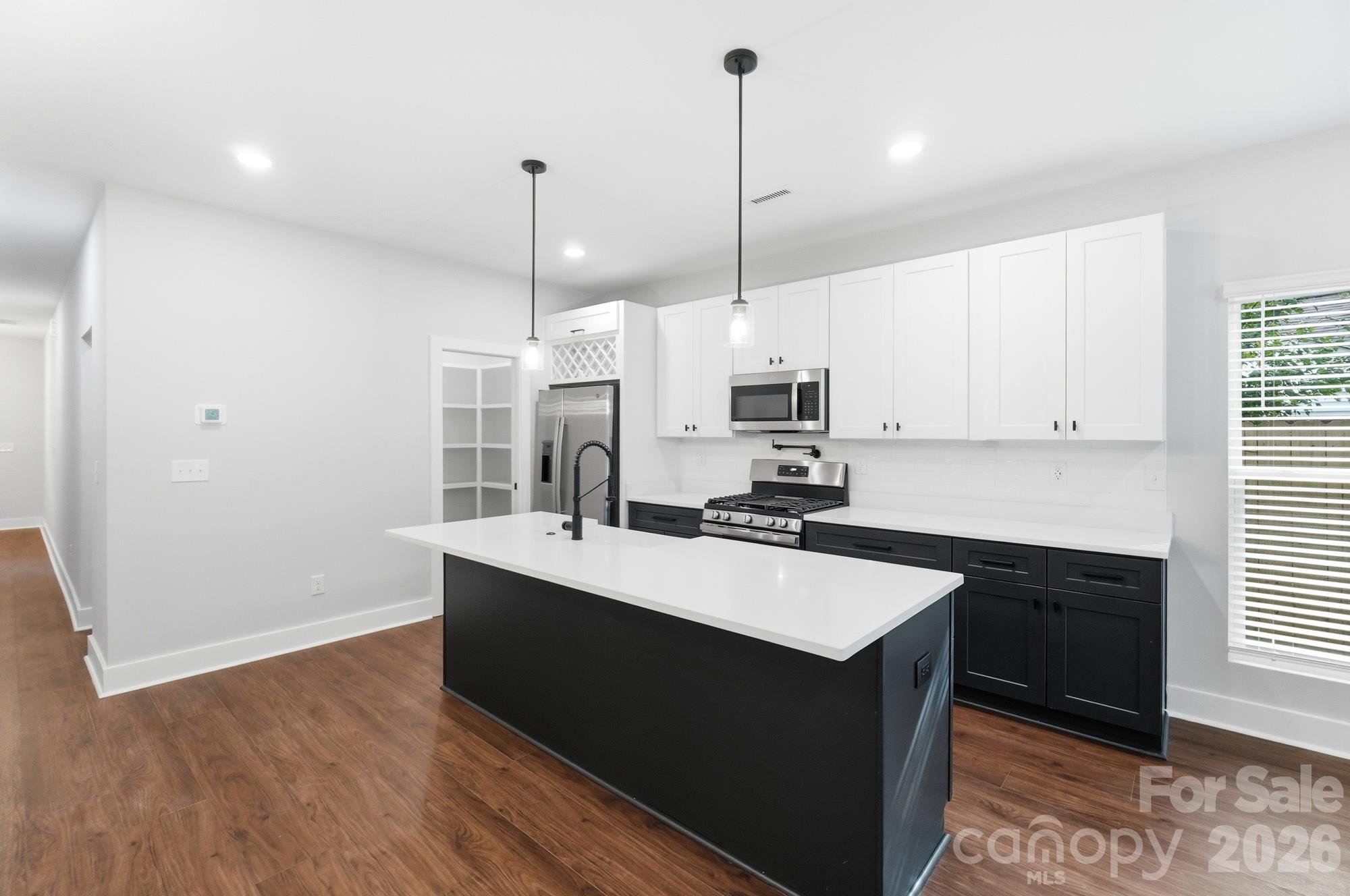 Townhouse at 3217 Credenza Road, Charlotte, photo 8 of 48