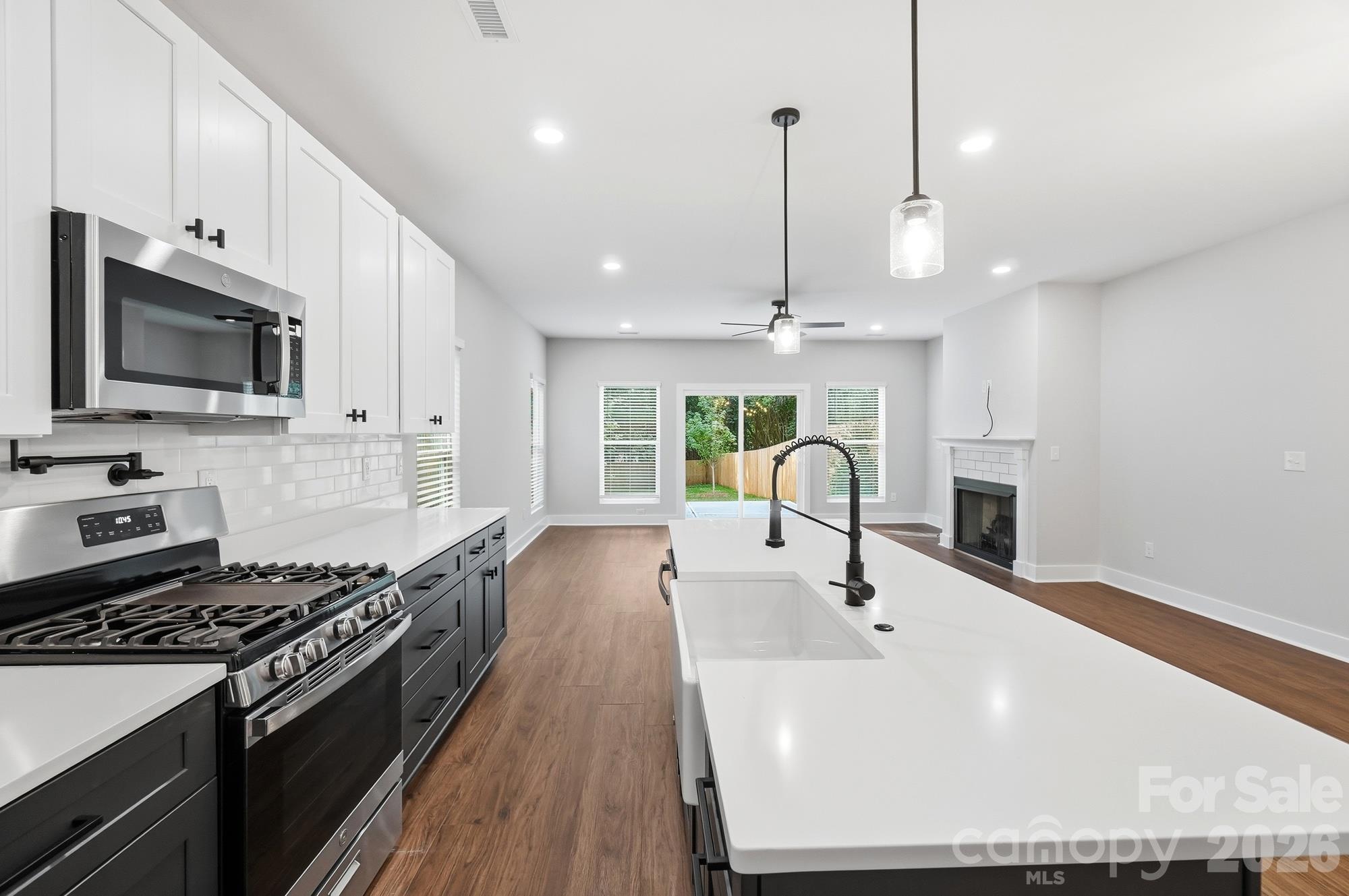 Townhouse at 3217 Credenza Road, Charlotte, photo 10 of 48