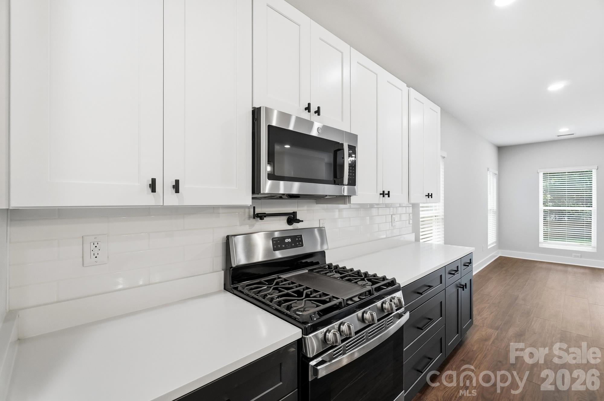 Townhouse at 3217 Credenza Road, Charlotte, photo 11 of 48
