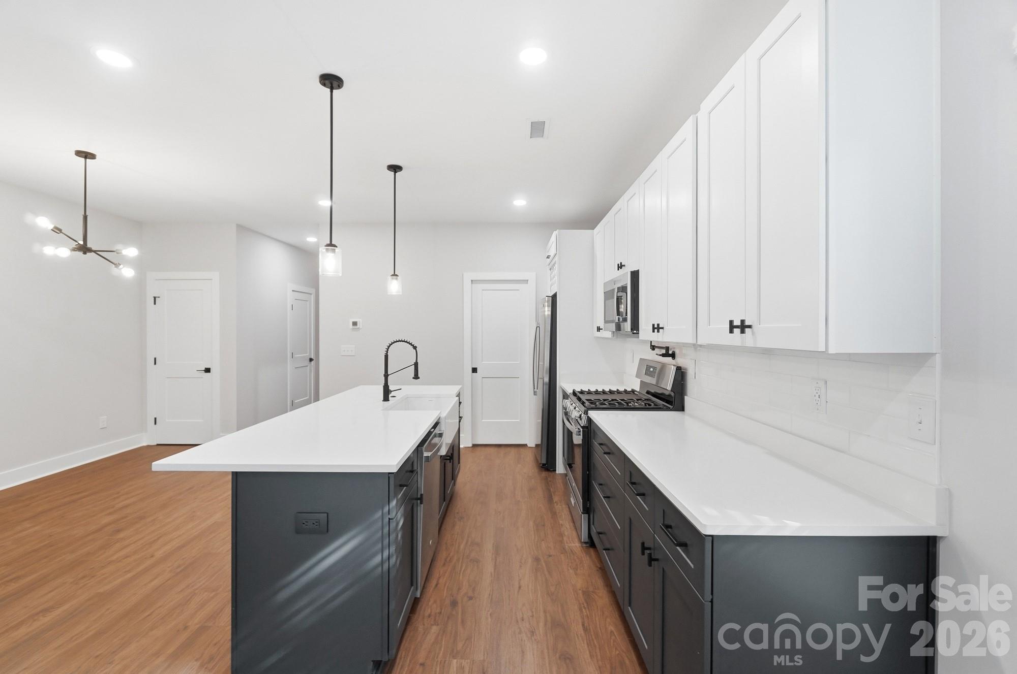 Townhouse at 3217 Credenza Road, Charlotte, photo 12 of 48