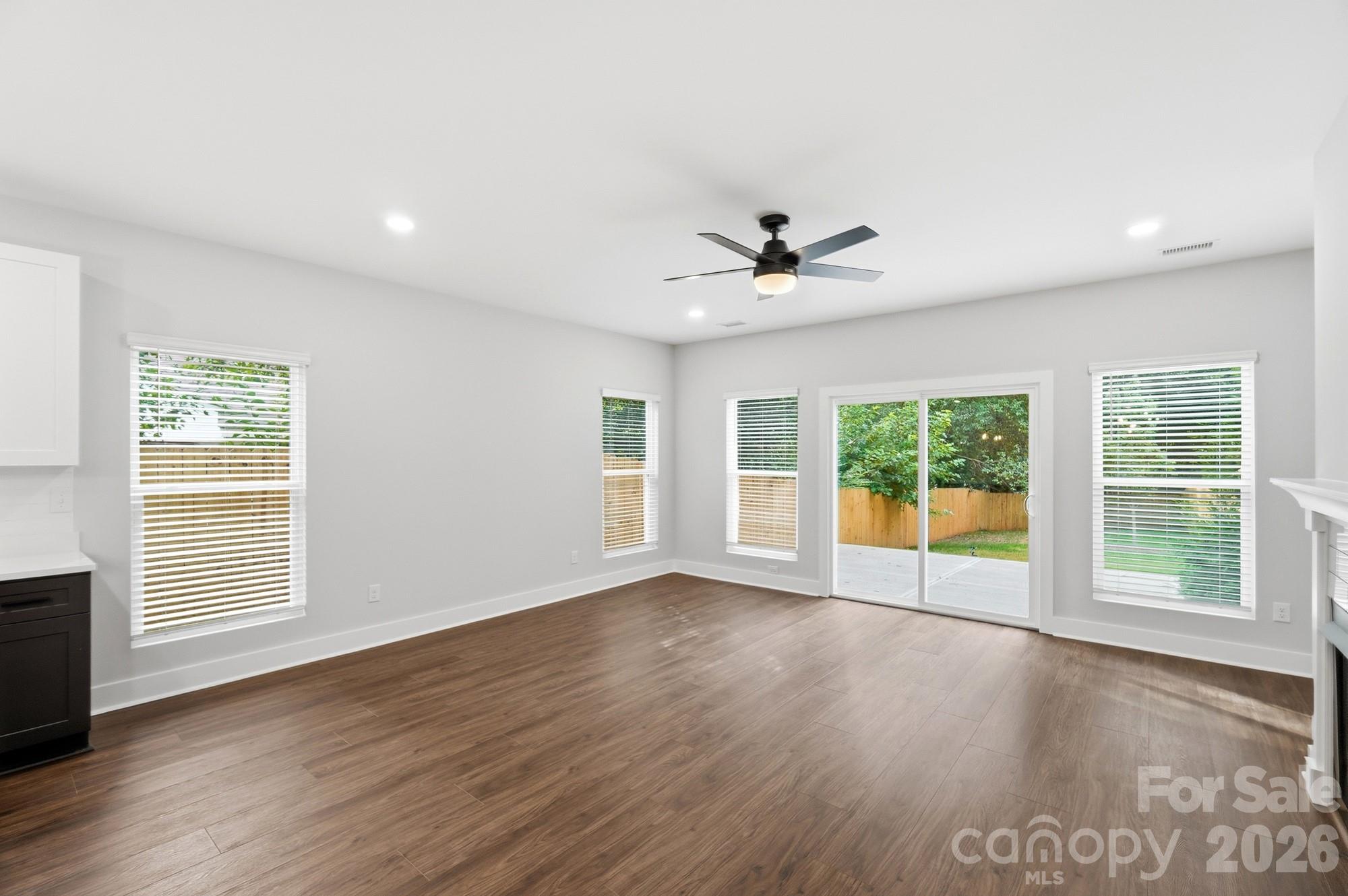 Townhouse at 3217 Credenza Road, Charlotte, photo 15 of 48