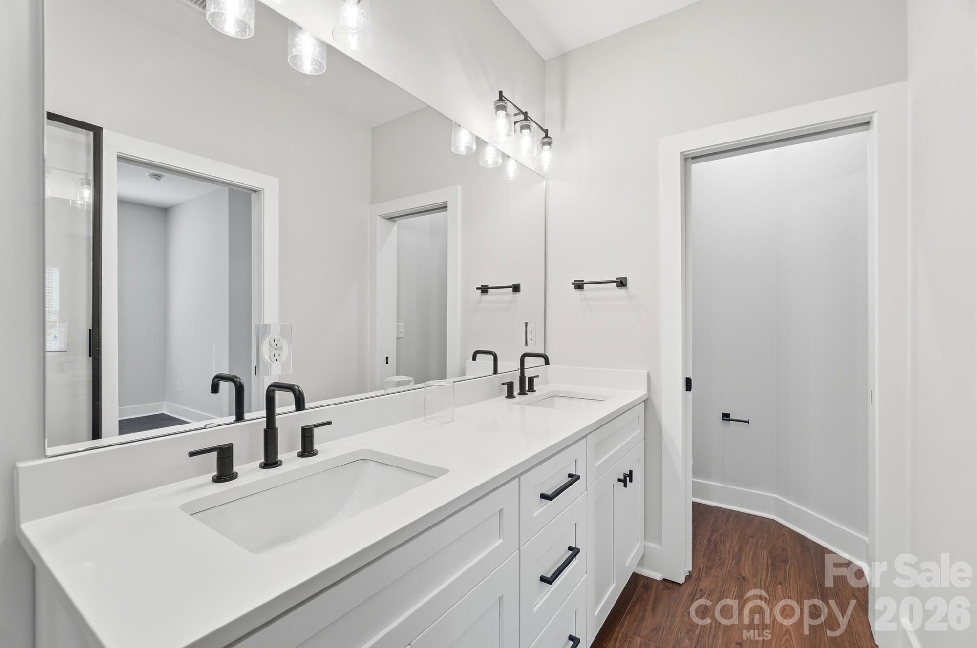 Townhouse at 3217 Credenza Road, Charlotte, photo 25 of 48