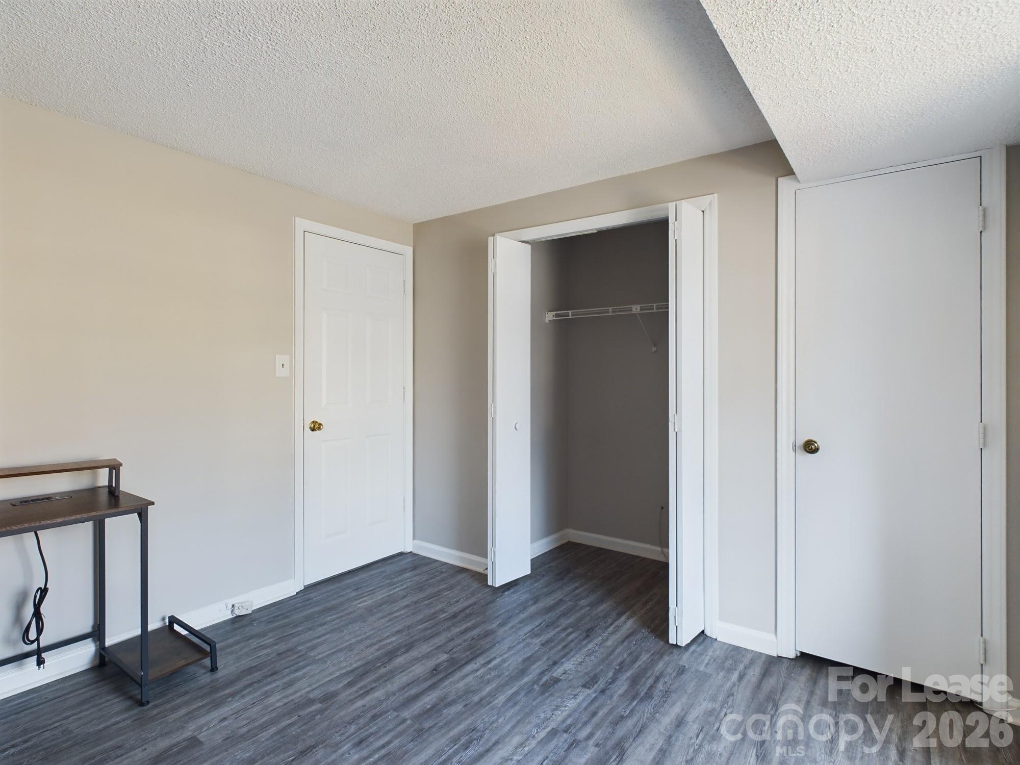 Apartment at 9511 Shannon green Drive, Charlotte, photo 13 of 21