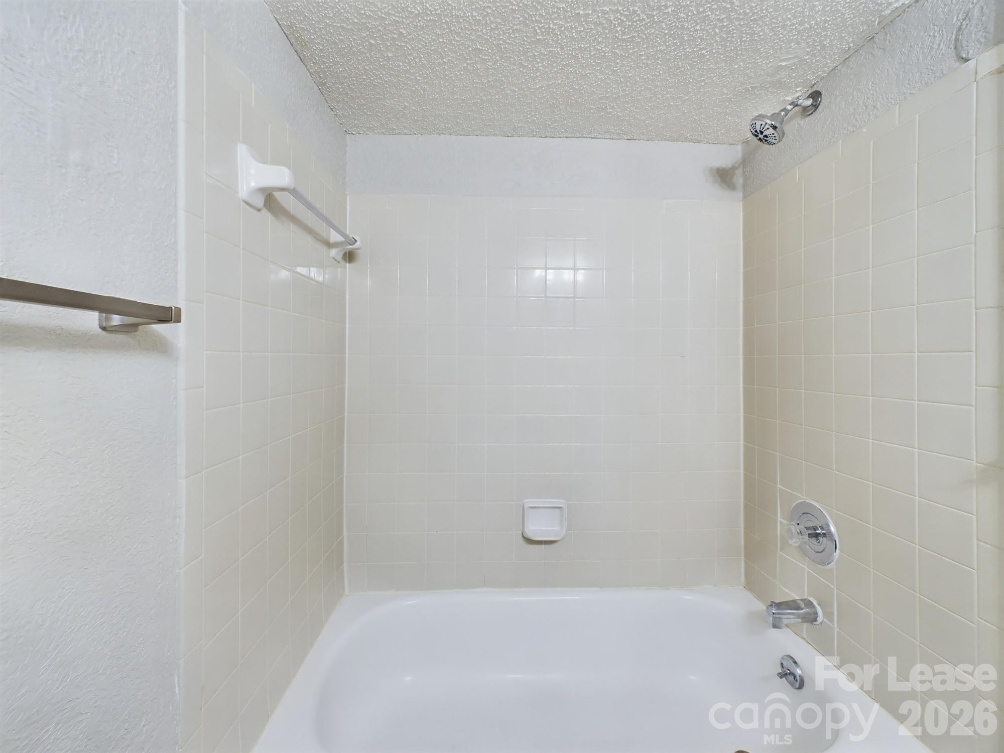 Apartment at 9511 Shannon green Drive, Charlotte, photo 20 of 21