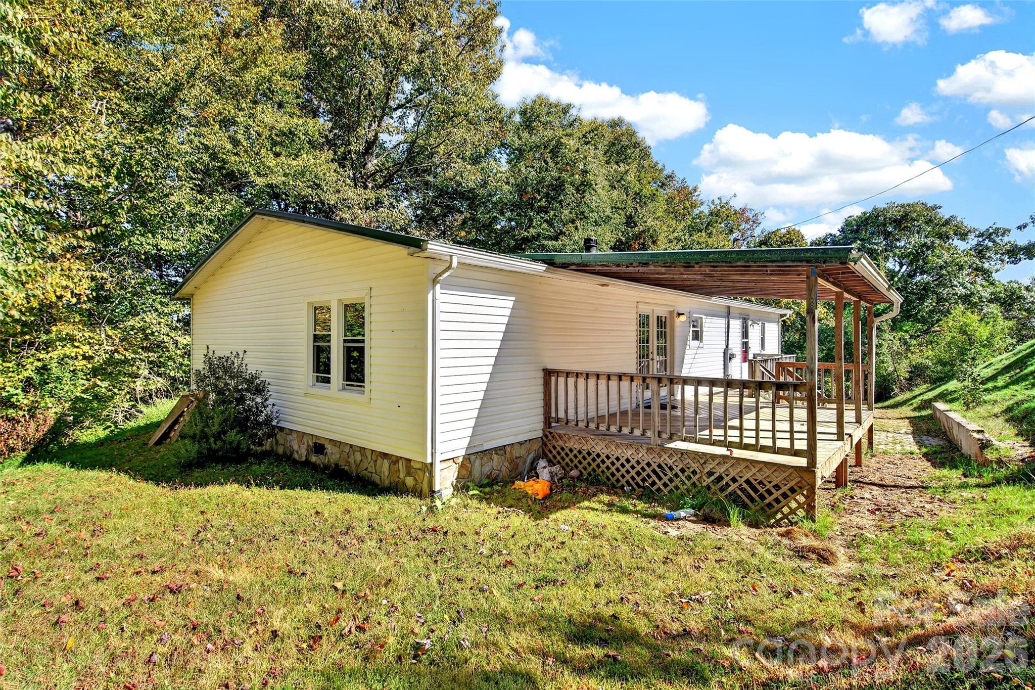 1685 Arbuckle Road