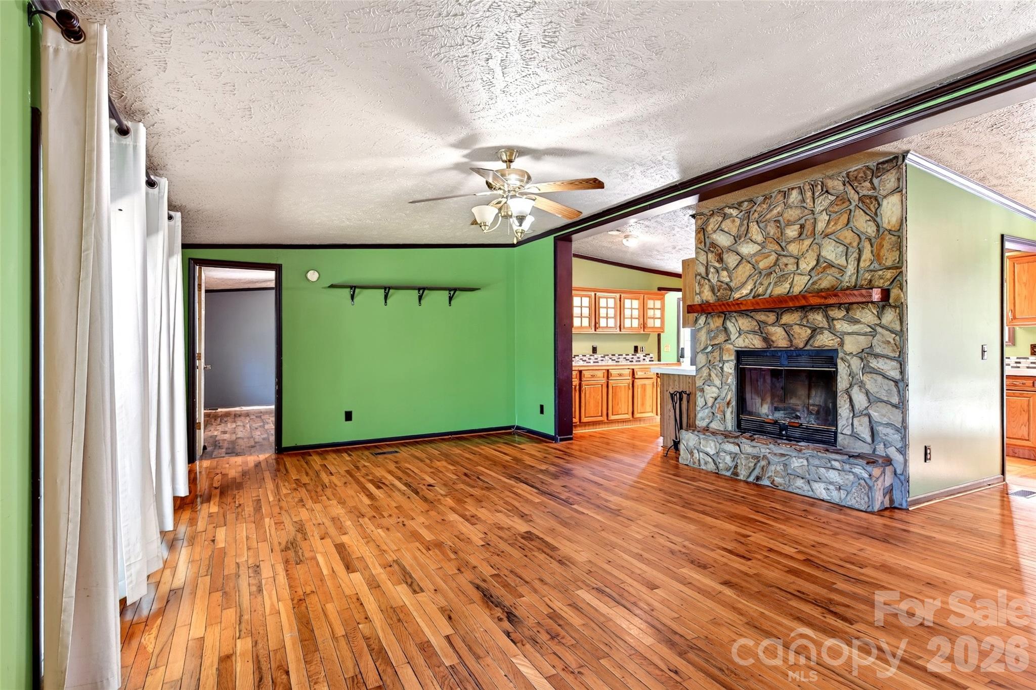Single Family Residence at 1685 Arbuckle Road, Burnsville, photo 6 of 39
