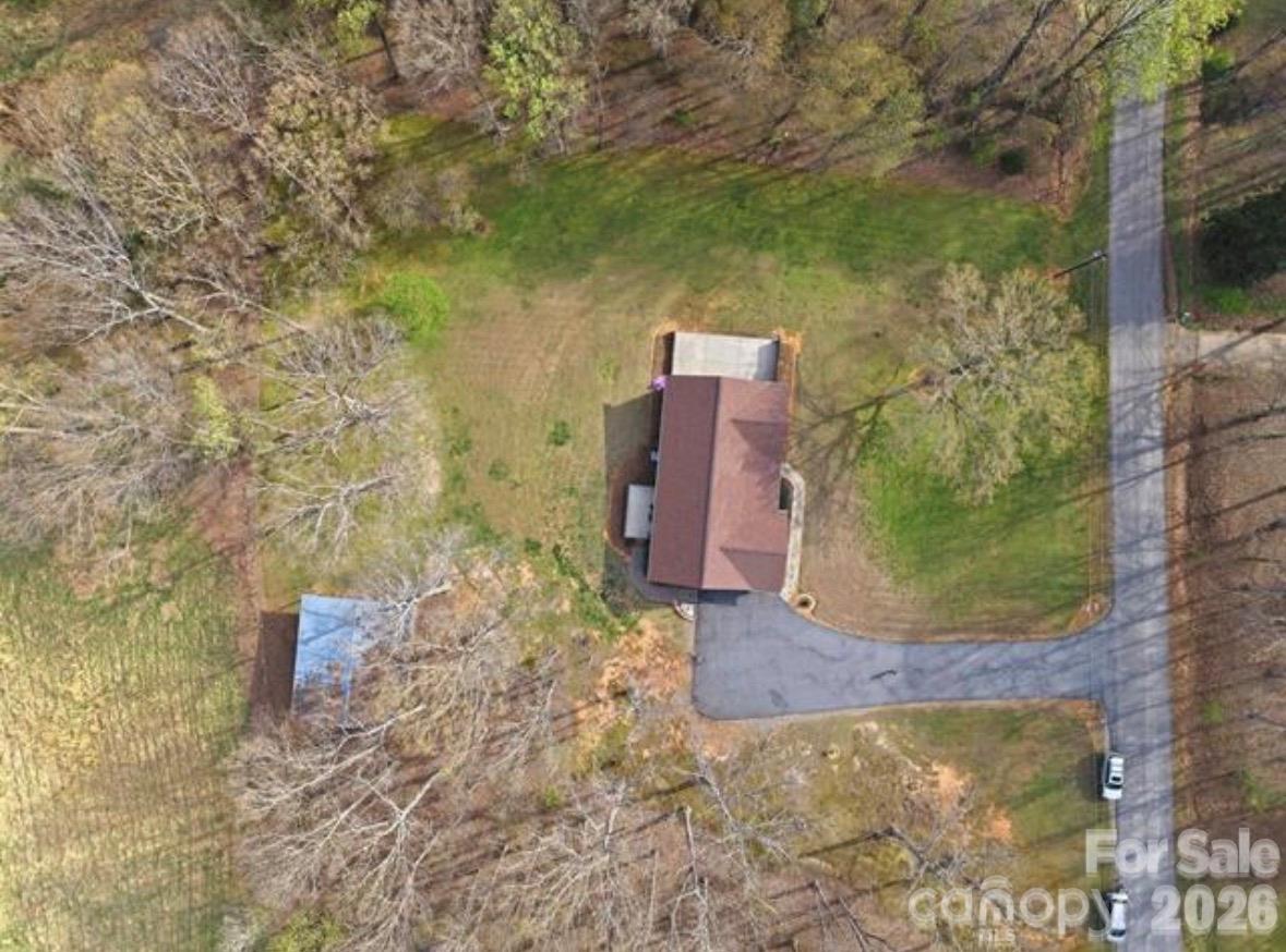 Single Family Residence at 328 Davidson Court, Taylorsville, photo 6 of 30
