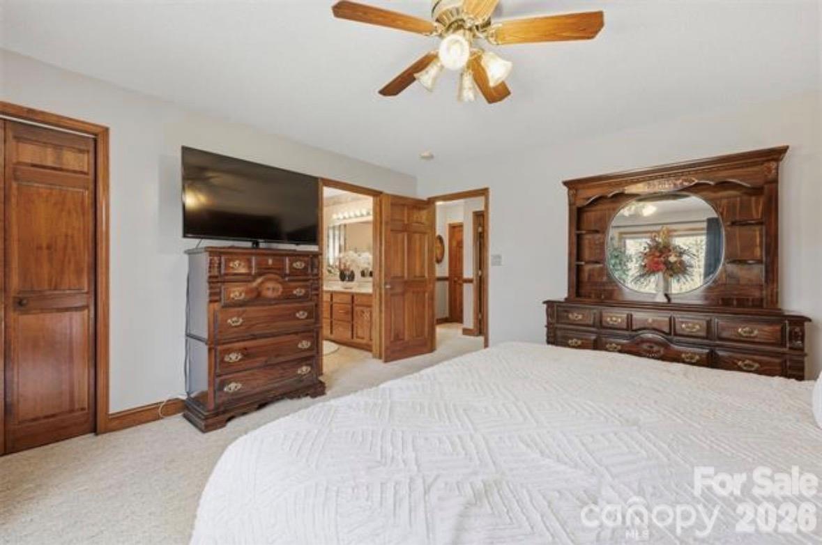 Single Family Residence at 328 Davidson Court, Taylorsville, photo 17 of 30