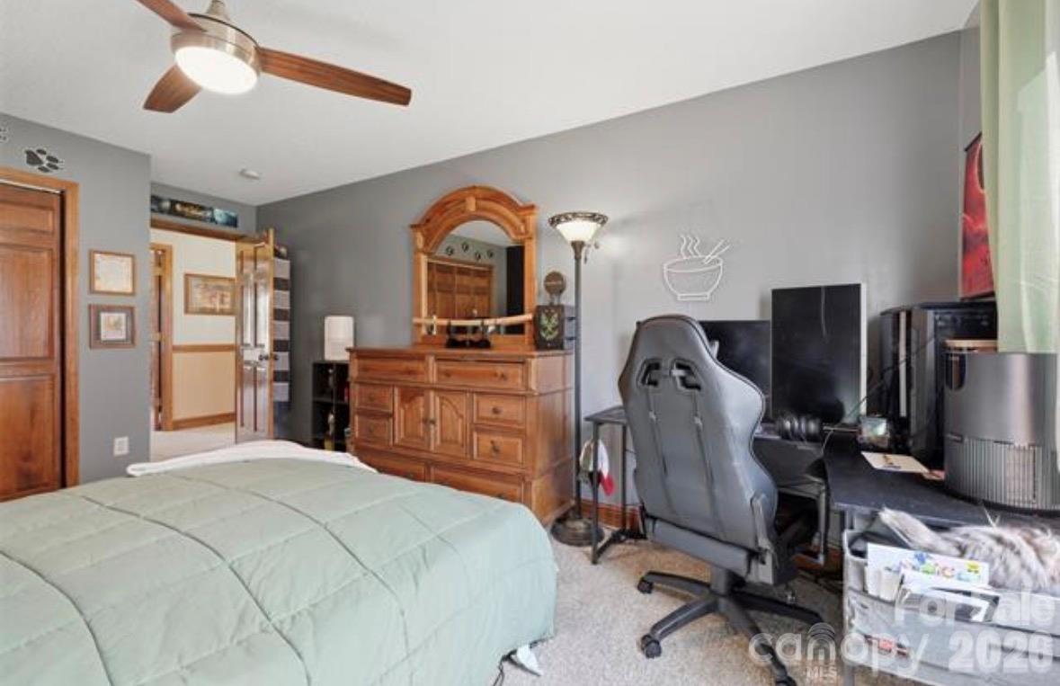 Single Family Residence at 328 Davidson Court, Taylorsville, photo 21 of 30