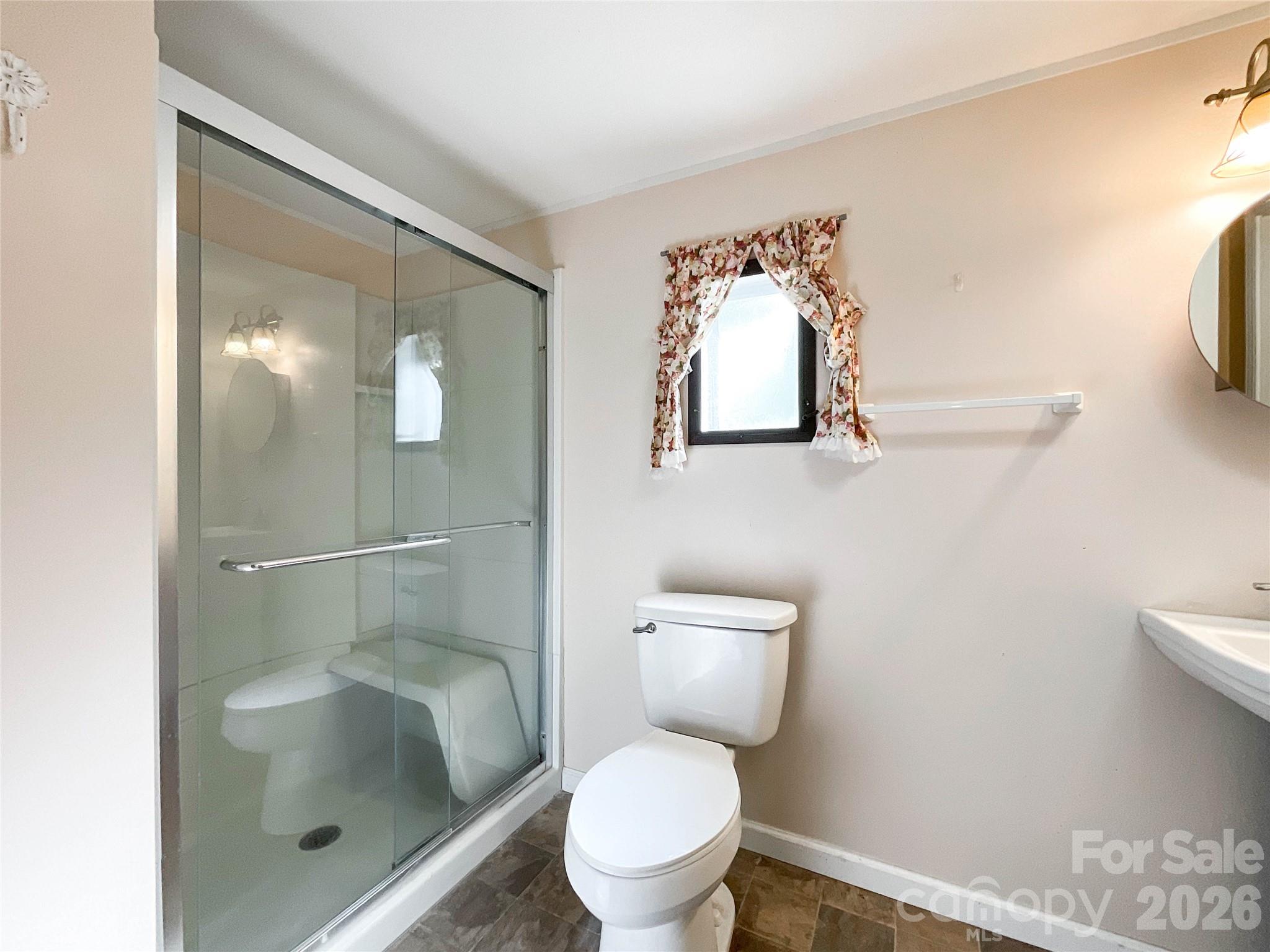 Primary Bath front apt - 6708 Aerowood Circle, Waxhaw