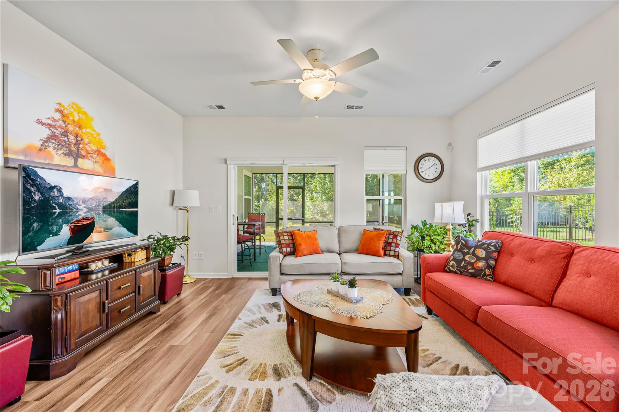 Single Family Residence at 264 Flat Rock Drive, Denver, photo 13 of 33