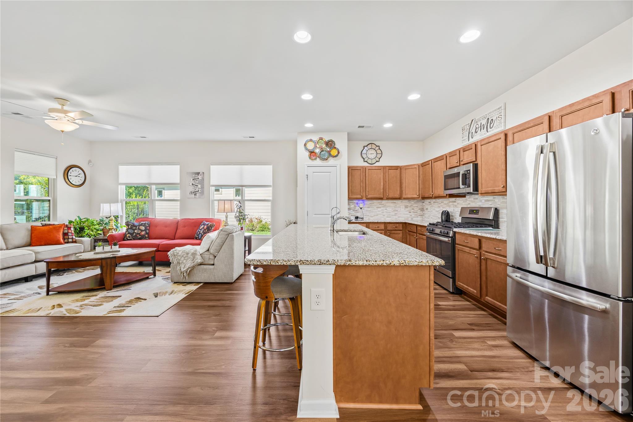 Single Family Residence at 264 Flat Rock Drive, Denver, photo 17 of 33