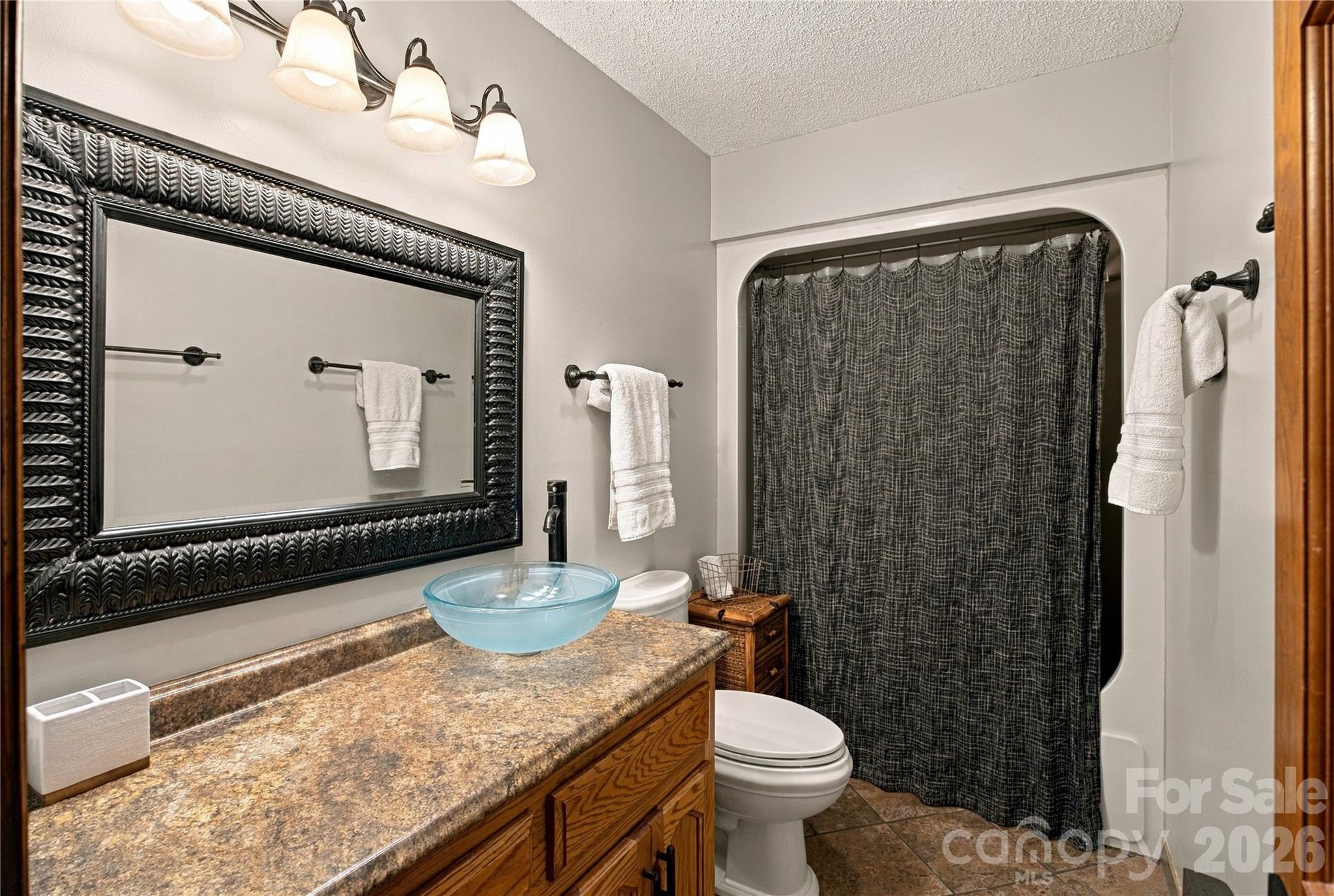Single Family Residence at 146 Renaissance Place, Statesville, photo 24 of 48