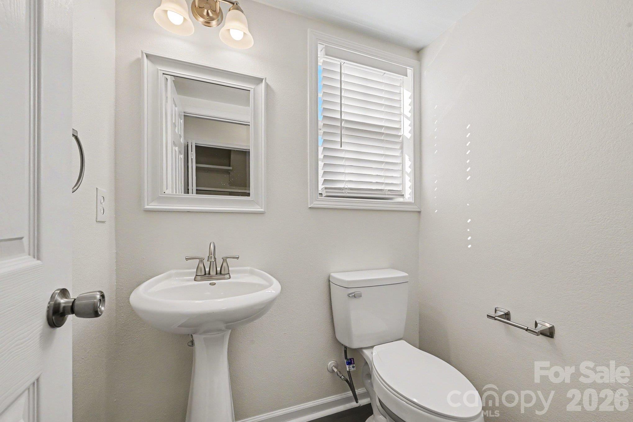 Single Family Residence at 10502 Glory Meadow Court, Charlotte, photo 14 of 16