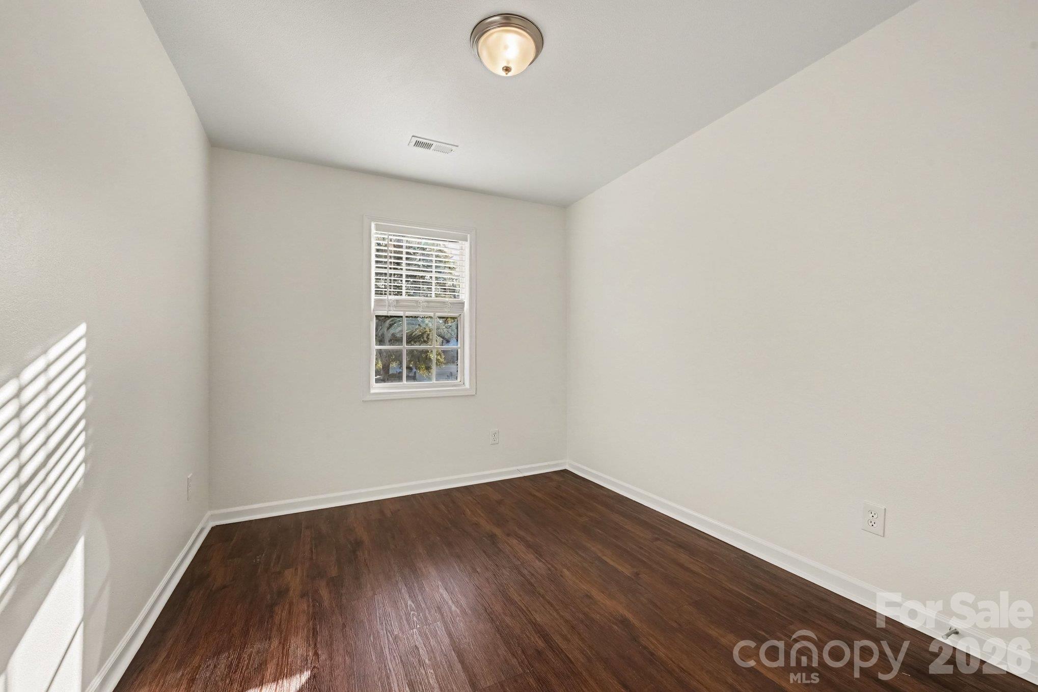 Single Family Residence at 10502 Glory Meadow Court, Charlotte, photo 12 of 16