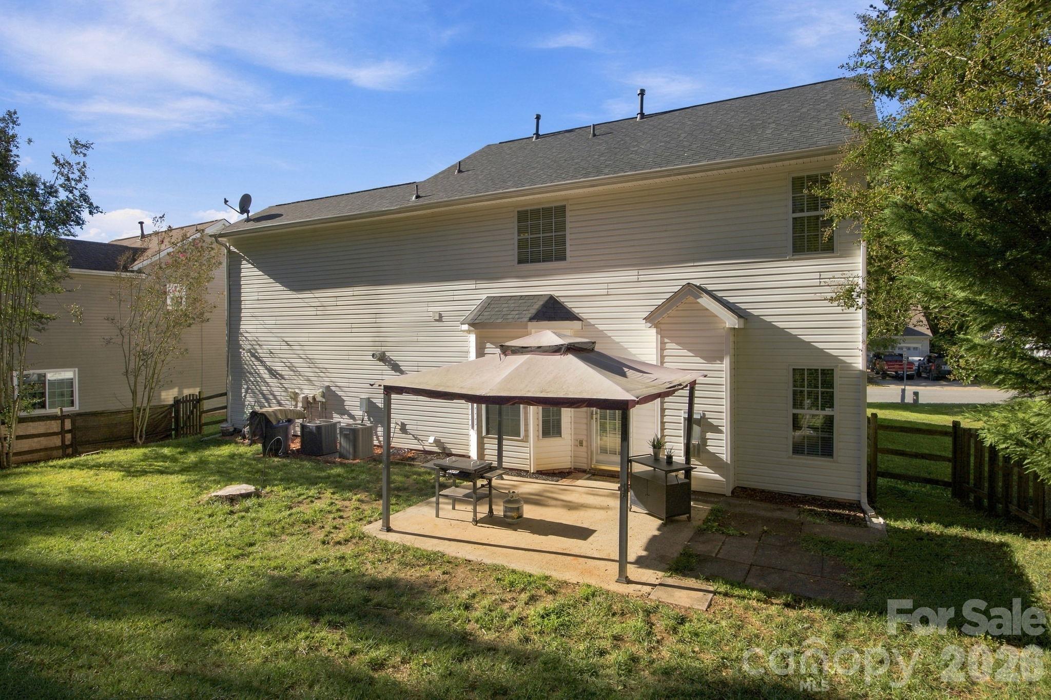 Single Family Residence at 6730 Reedy Creek Road, Charlotte, photo 30 of 48