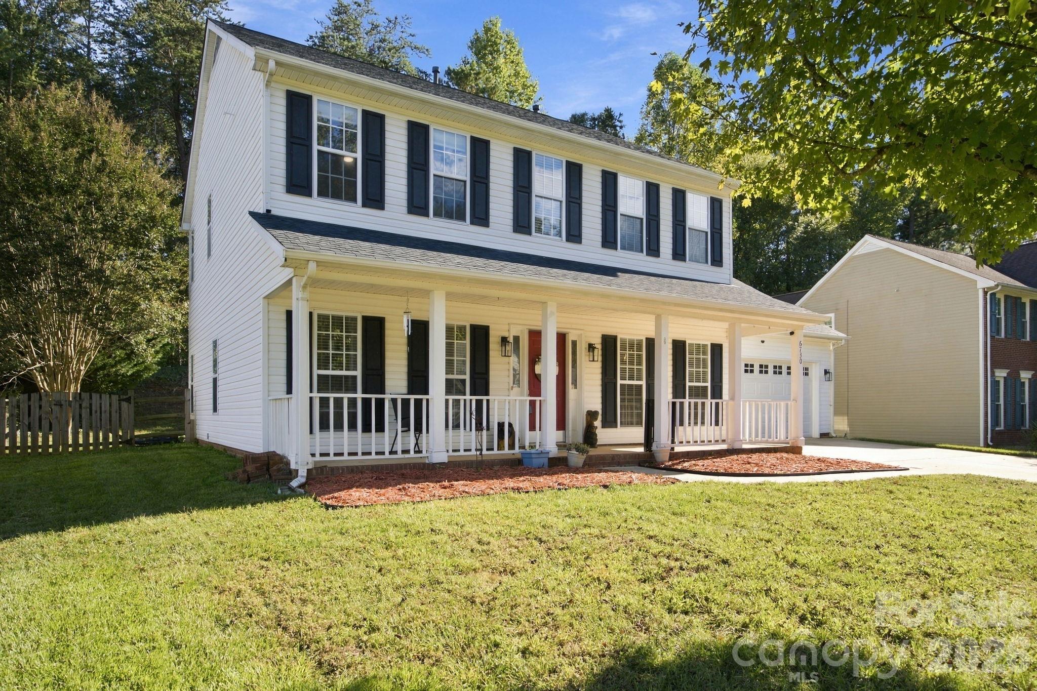 Single Family Residence at 6730 Reedy Creek Road, Charlotte, photo 37 of 48