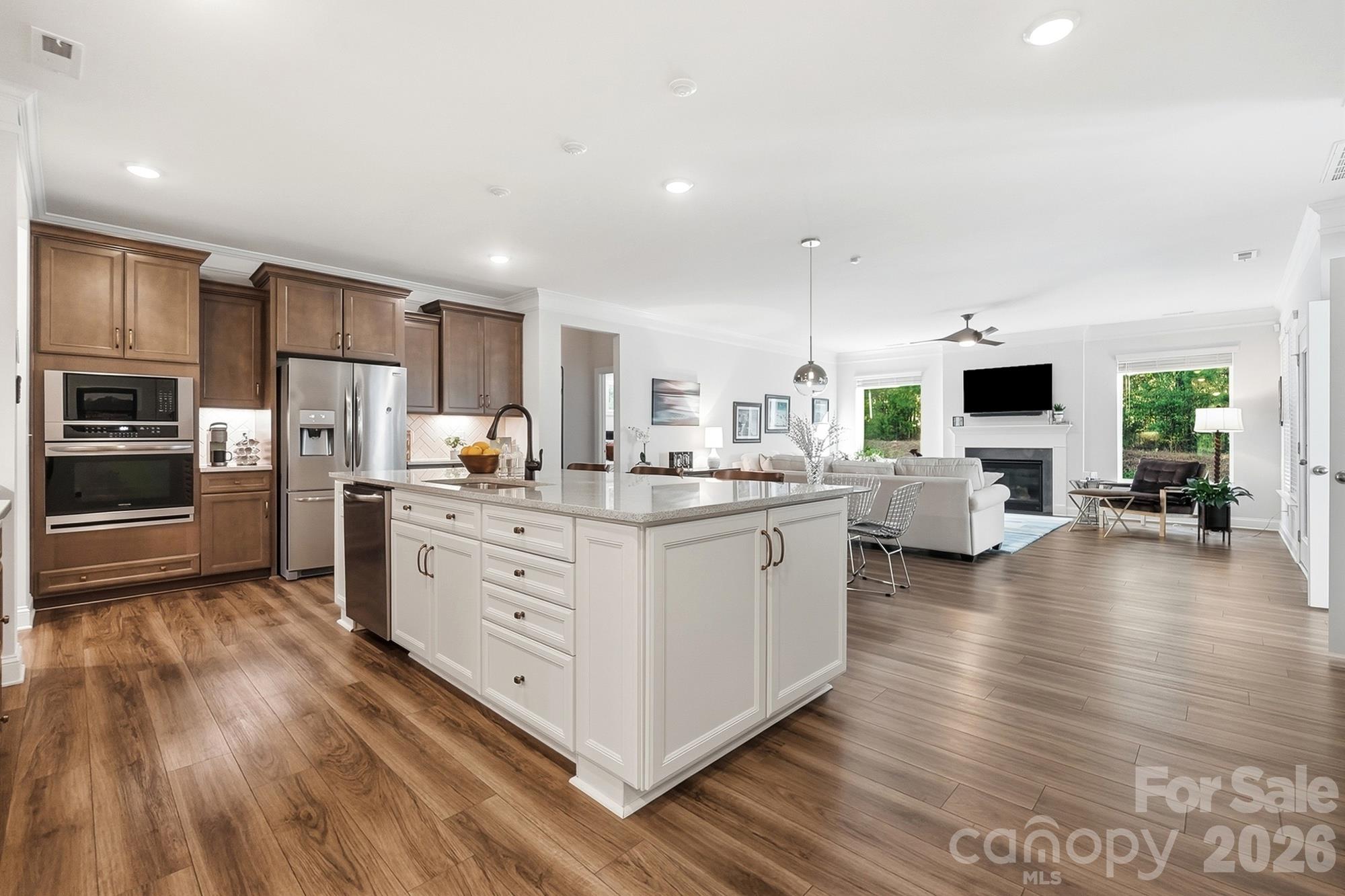 Open floorplan with 2 oversize picture windows! - 2014 Old Evergreen Parkway, Indian Trail