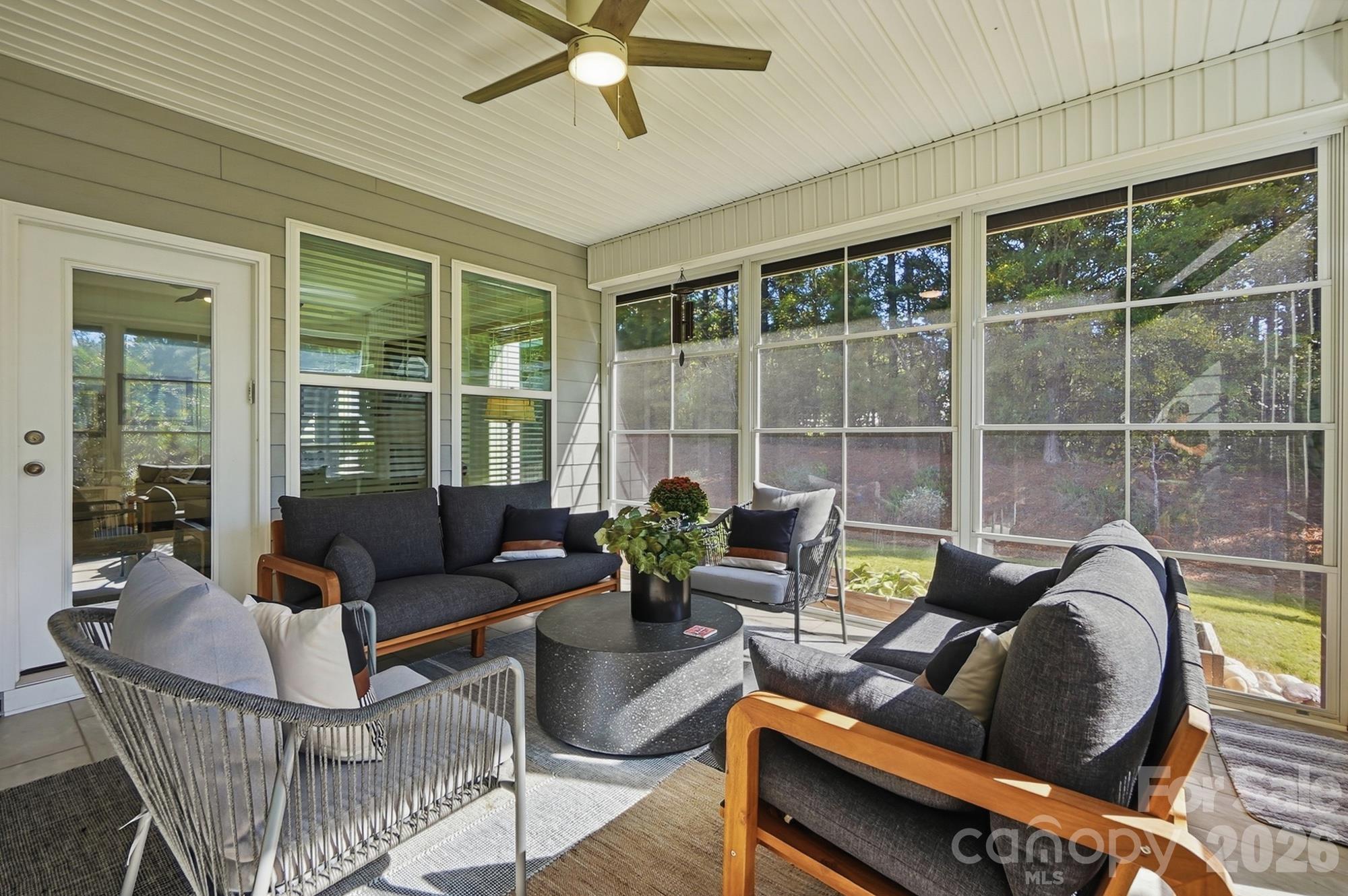 Ahh, relax in private! - 2014 Old Evergreen Parkway, Indian Trail
