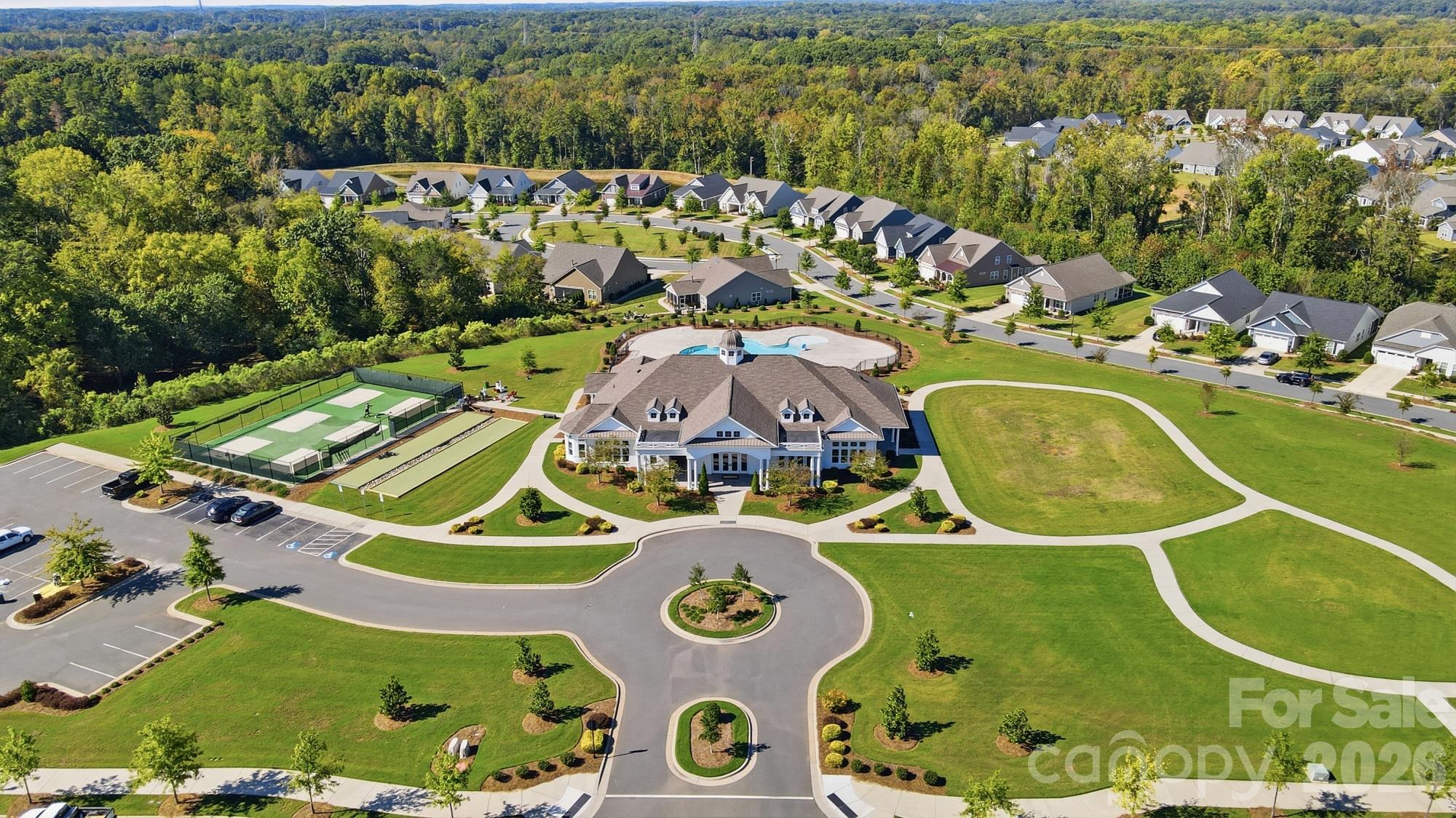 Beautiful 55+ neighborhood close to shops, restaurants, grocery stores, etc - 2014 Old Evergreen Parkway, Indian Trail