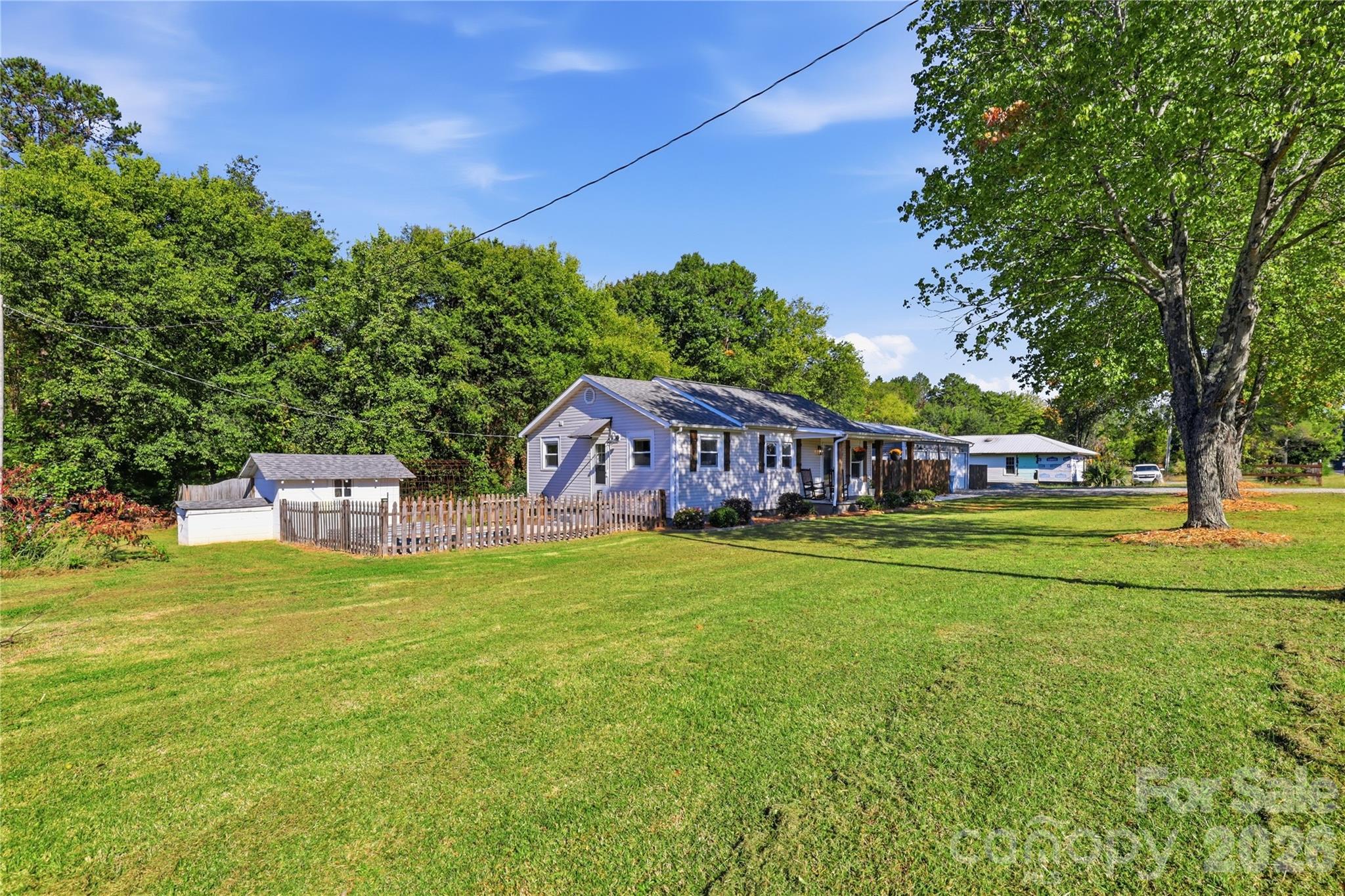 Single Family Residence at 1825 Mollys Backbone Road, Sherrills Ford, photo 20 of 30