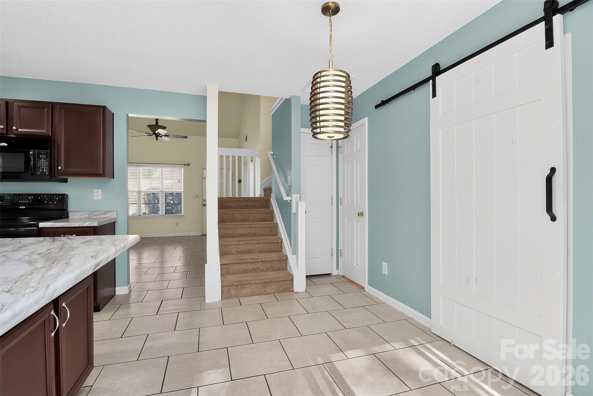 Townhouse at 16931 Greenlawn Hills Court, Charlotte, photo 8 of 34