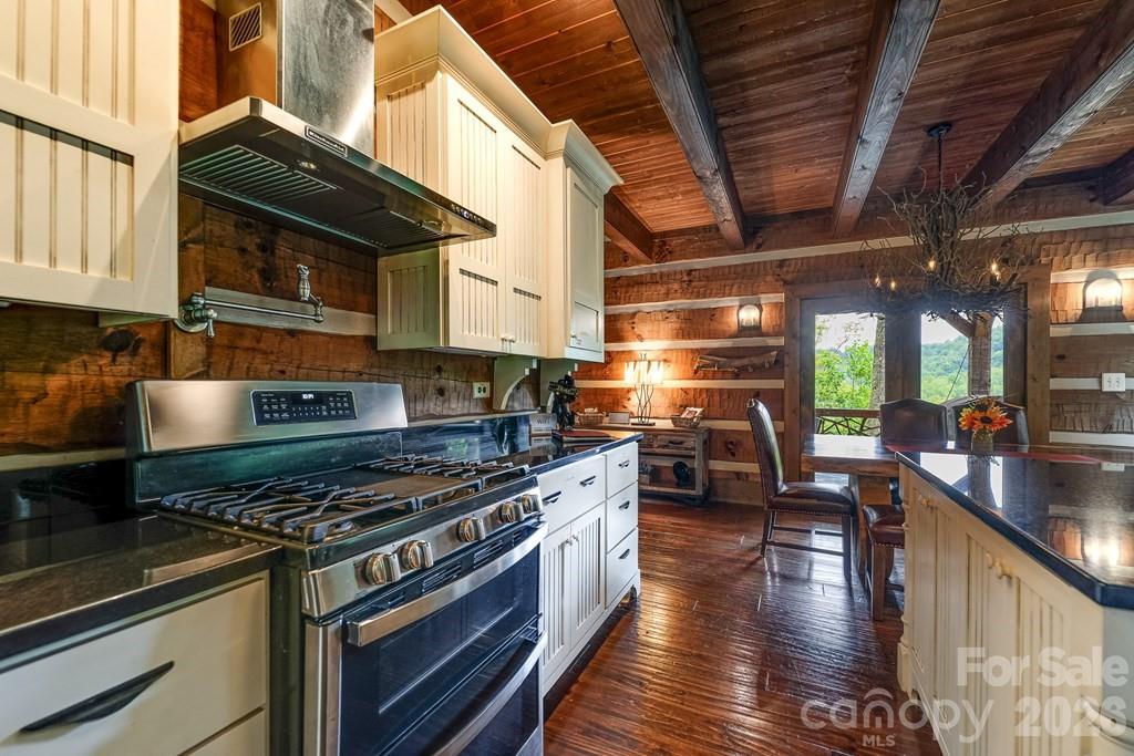 Single Family Residence at 246 Fiddle And A Bow Lane, Sylva, photo 14 of 47