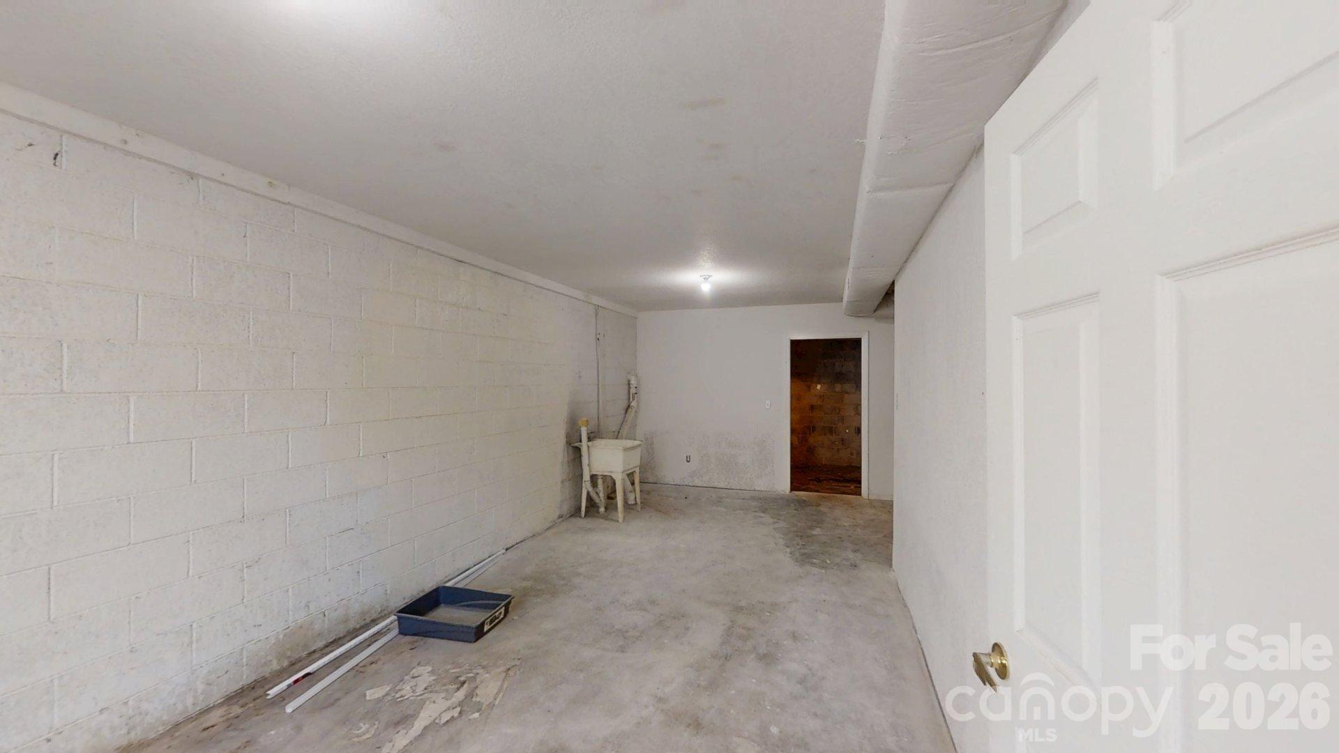Condominium at 121 Merchant Street, Asheville, photo 33 of 45