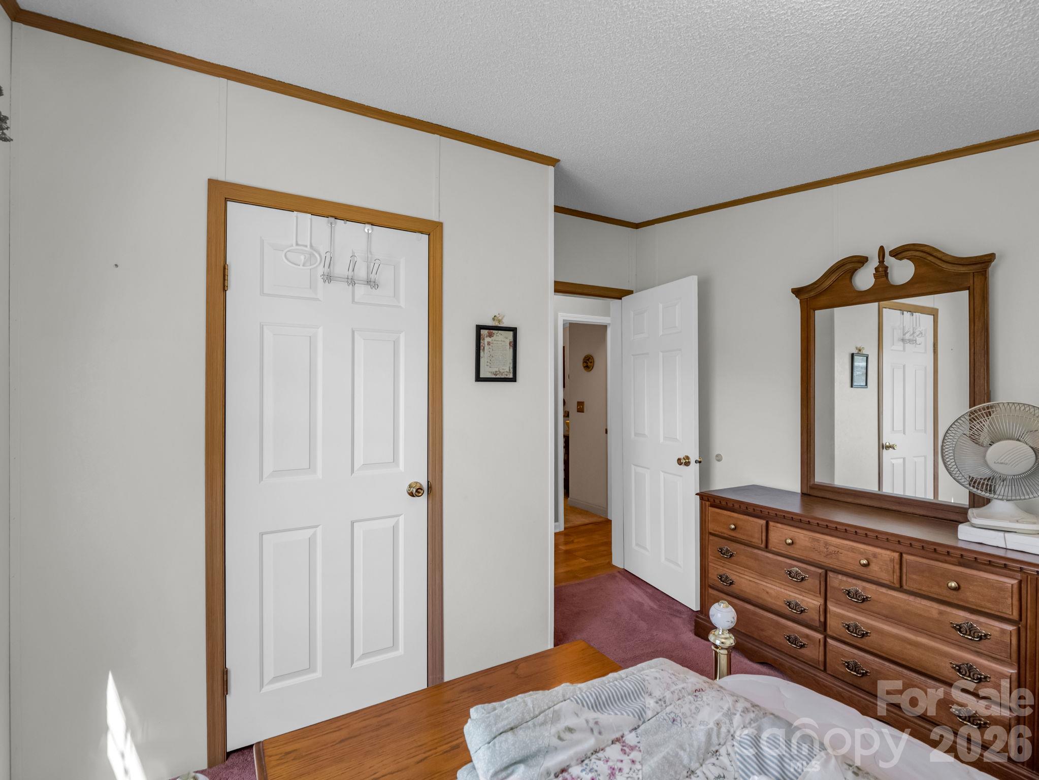 Single Family Residence at 528 Riverwind Drive, Hendersonville, photo 26 of 46