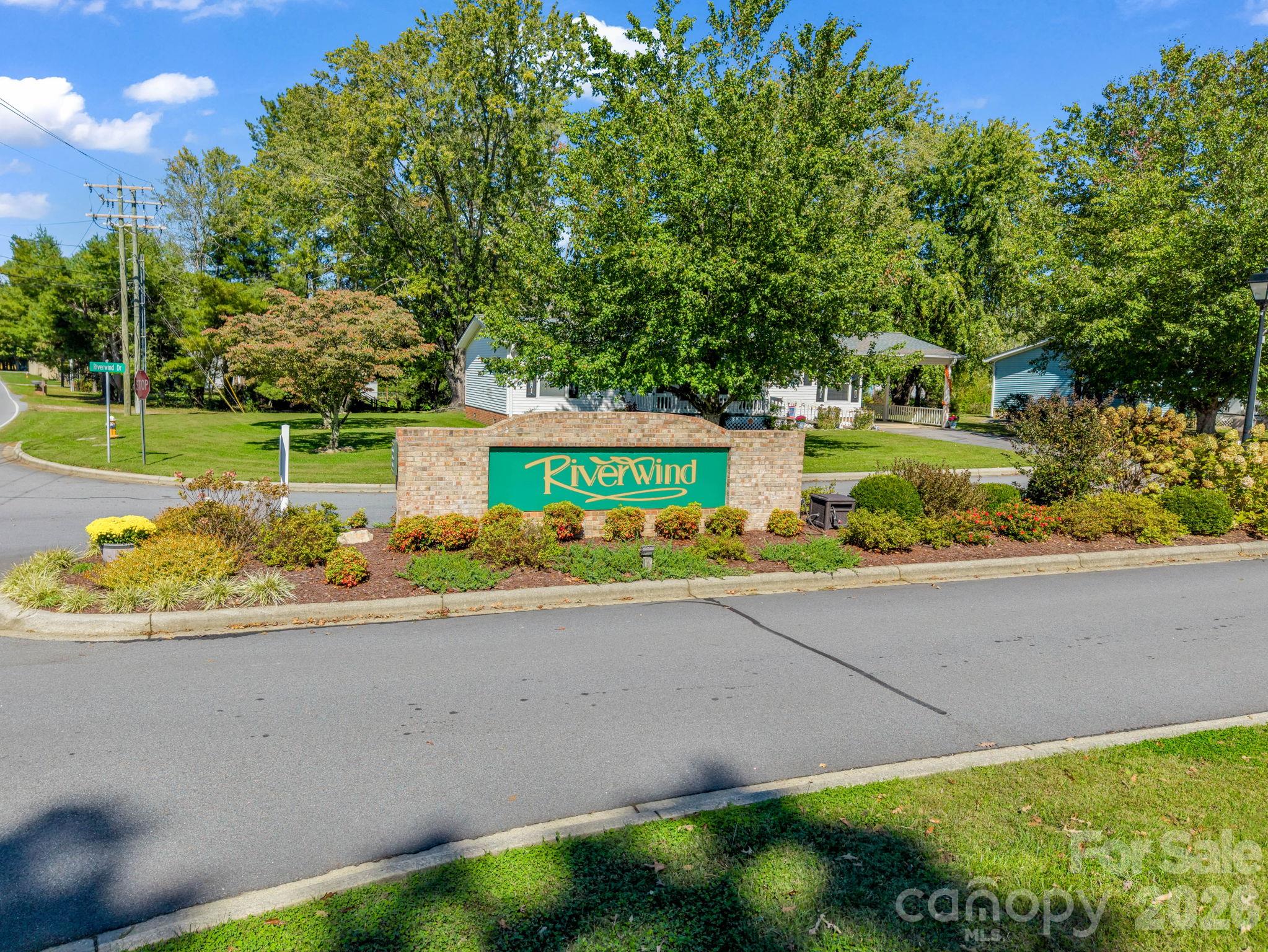 Single Family Residence at 528 Riverwind Drive, Hendersonville, photo 46 of 46