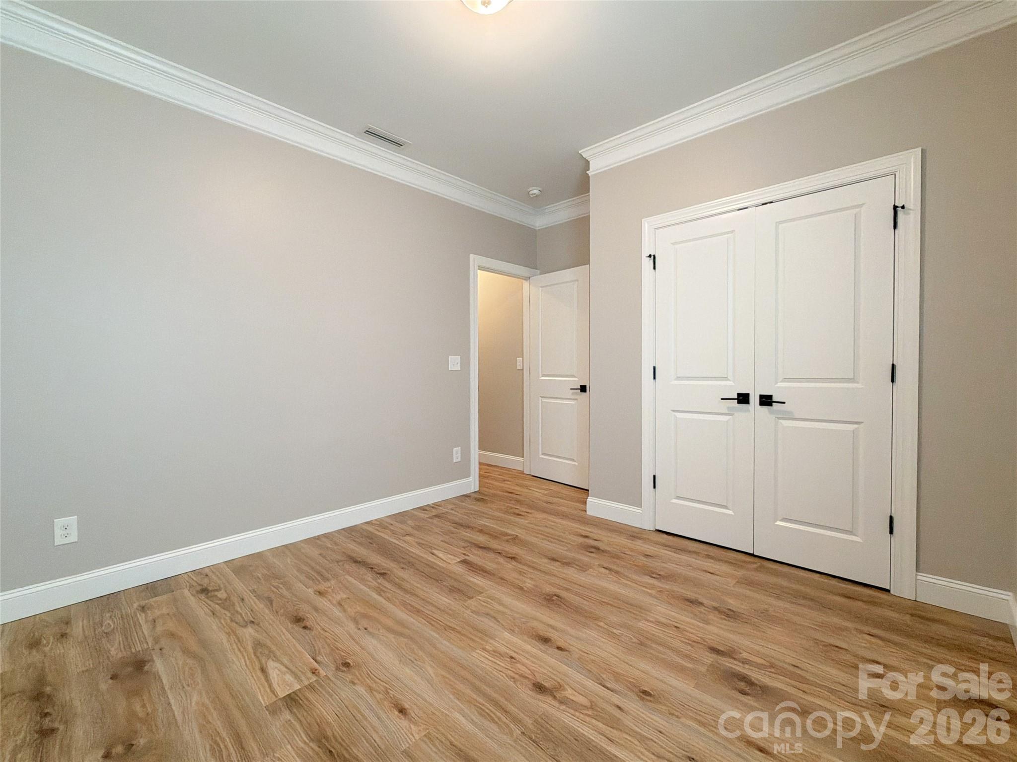 Single Family Residence at 162 Blueview Road, Mooresville, photo 19 of 44