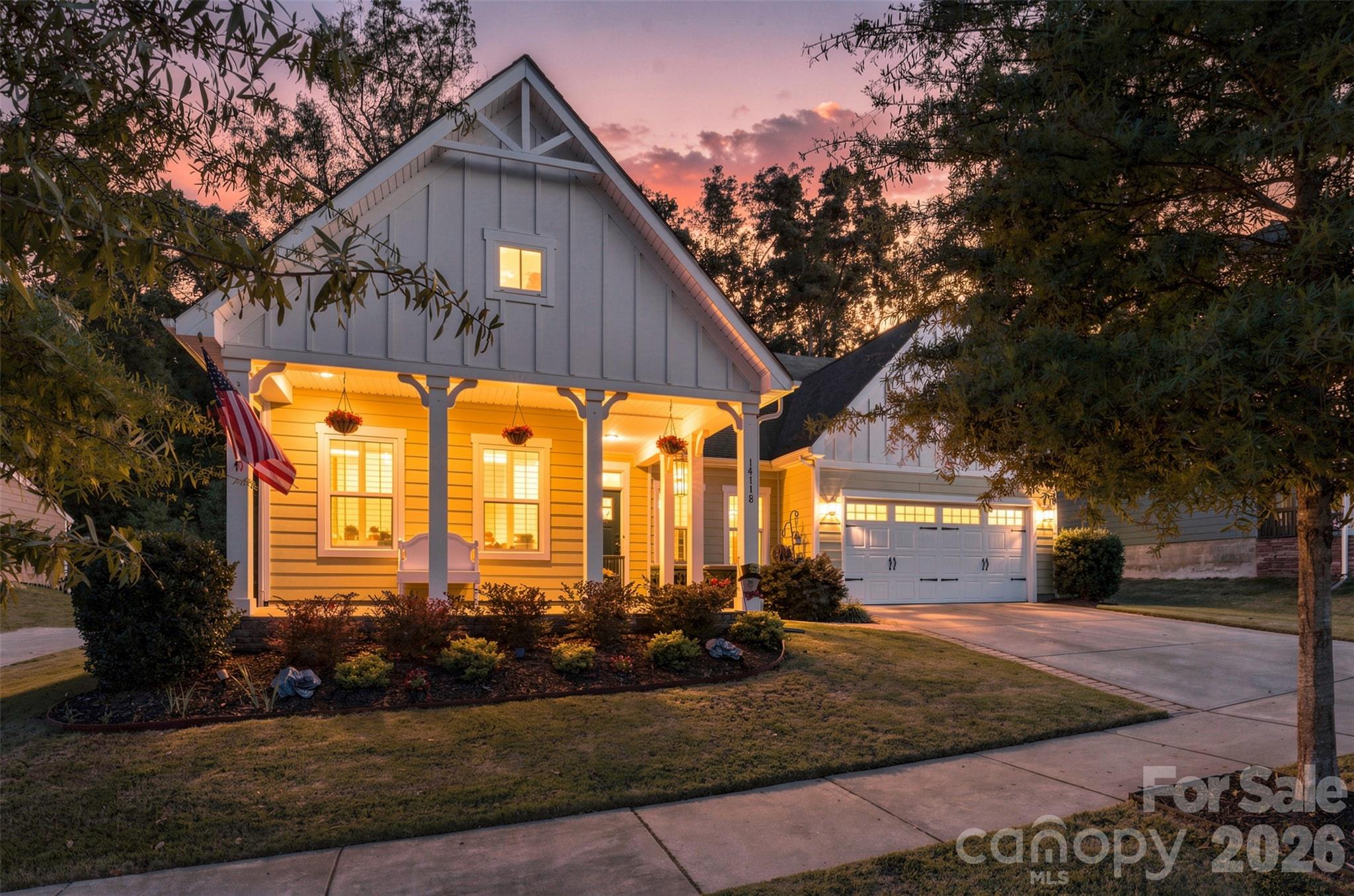 Single Family Residence at 14118 Sunnyhill Grove Road, Davidson, photo 3 of 45