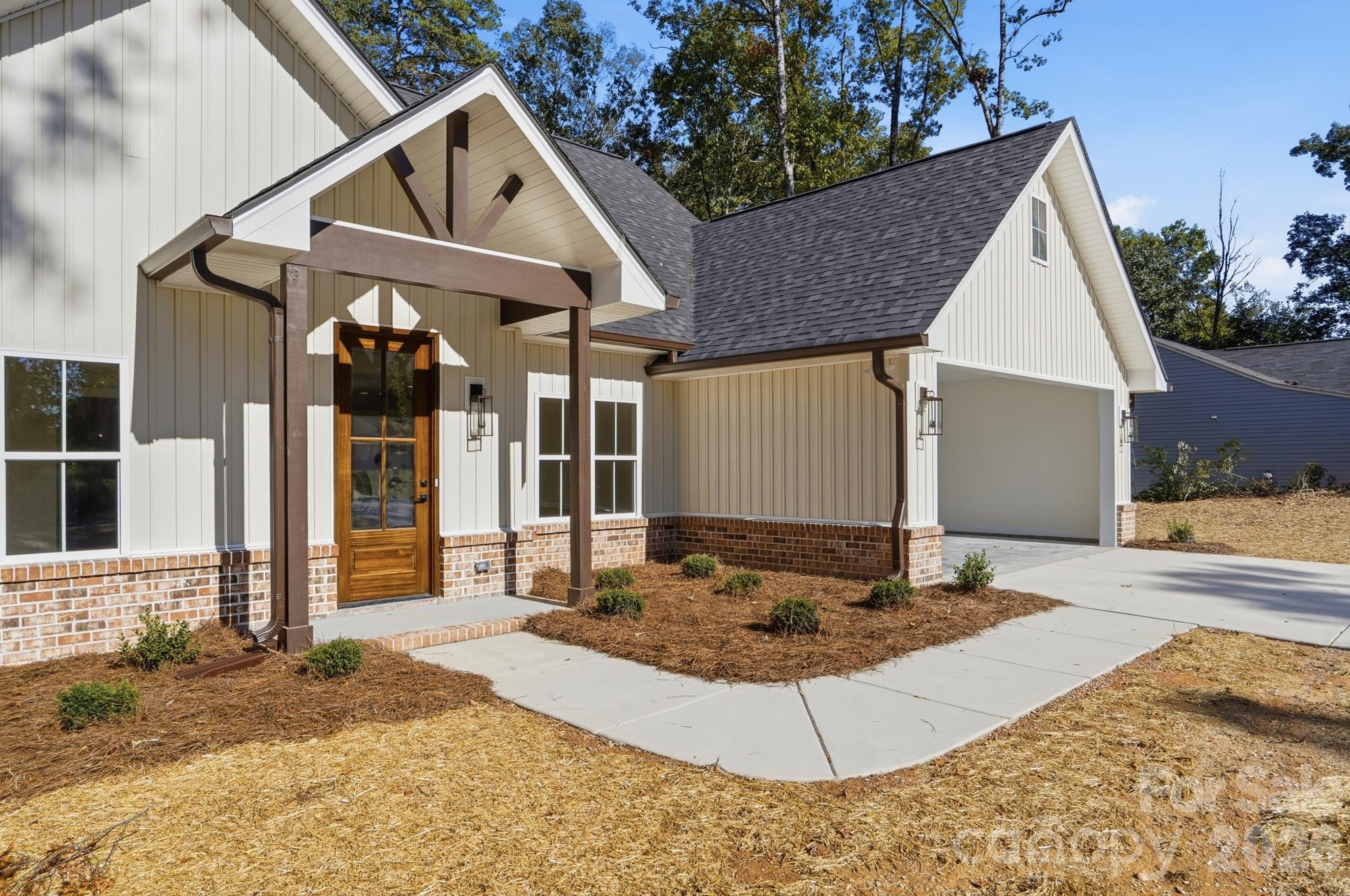 Single Family Residence at 867 Sorrel Lane, Oakboro, photo 7 of 34
