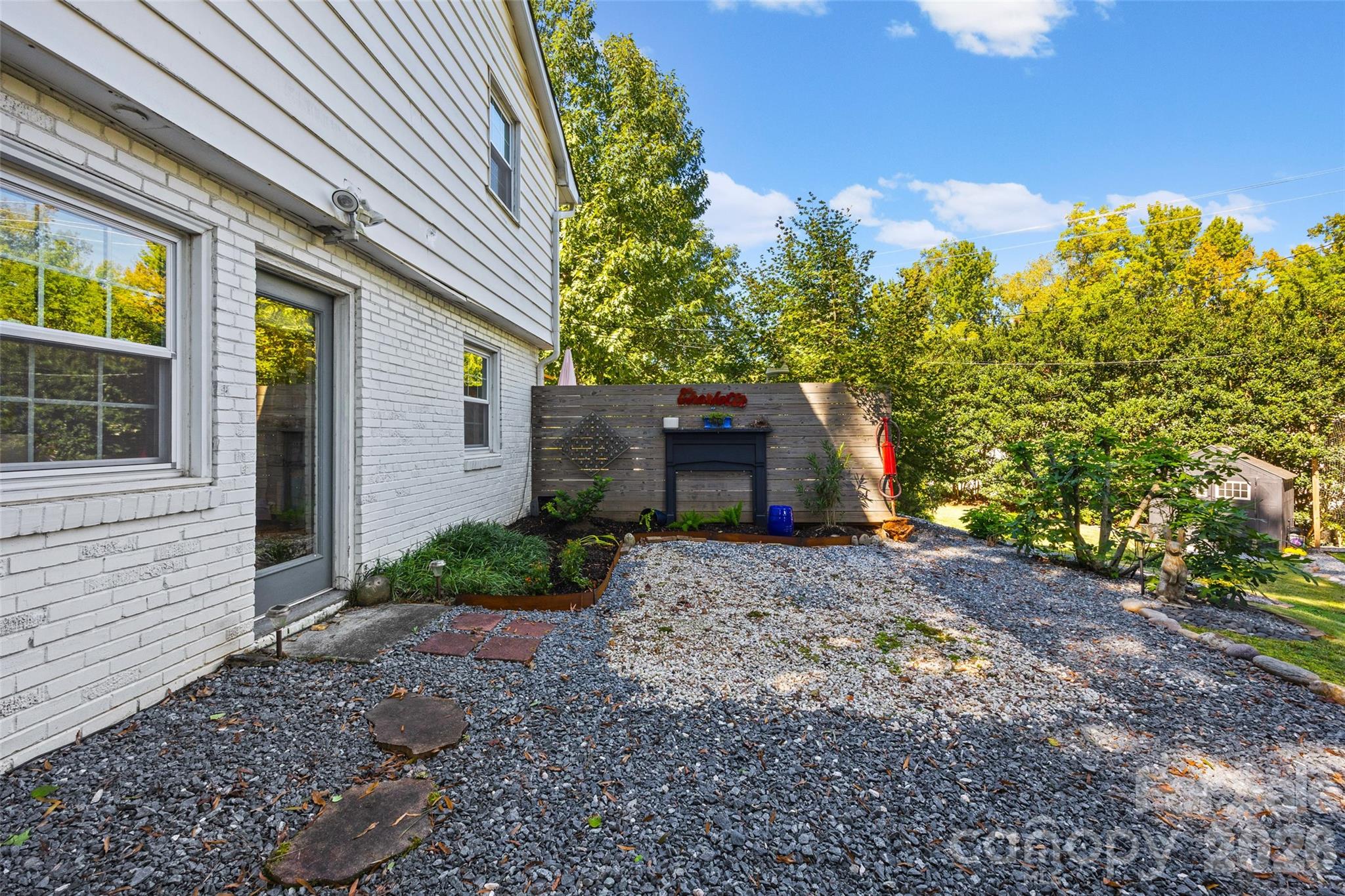 Single Family Residence at 5145 Murrayhill Drive, Charlotte, photo 35 of 48