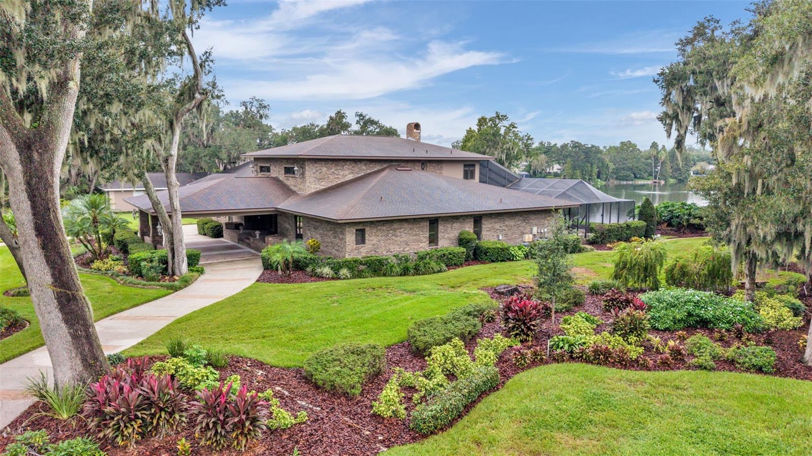 148 E CHRISTINA BLVD