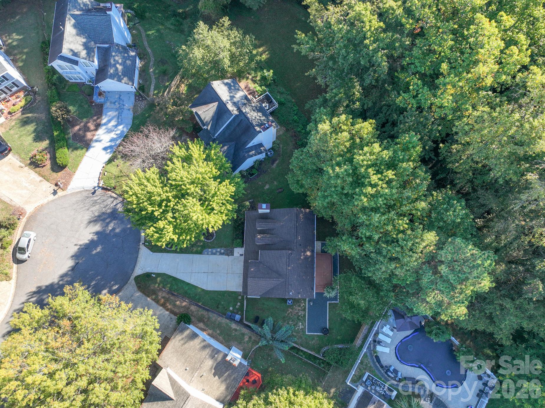 Single Family Residence at 5418 Groveton Court, Charlotte, photo 6 of 43