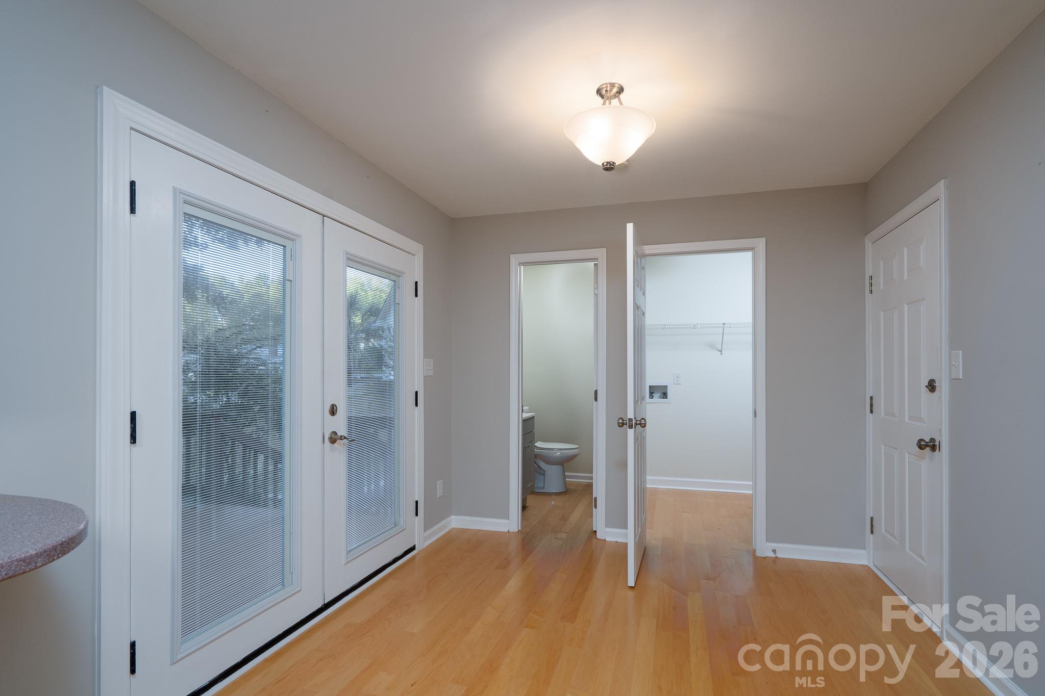 Single Family Residence at 5418 Groveton Court, Charlotte, photo 22 of 43