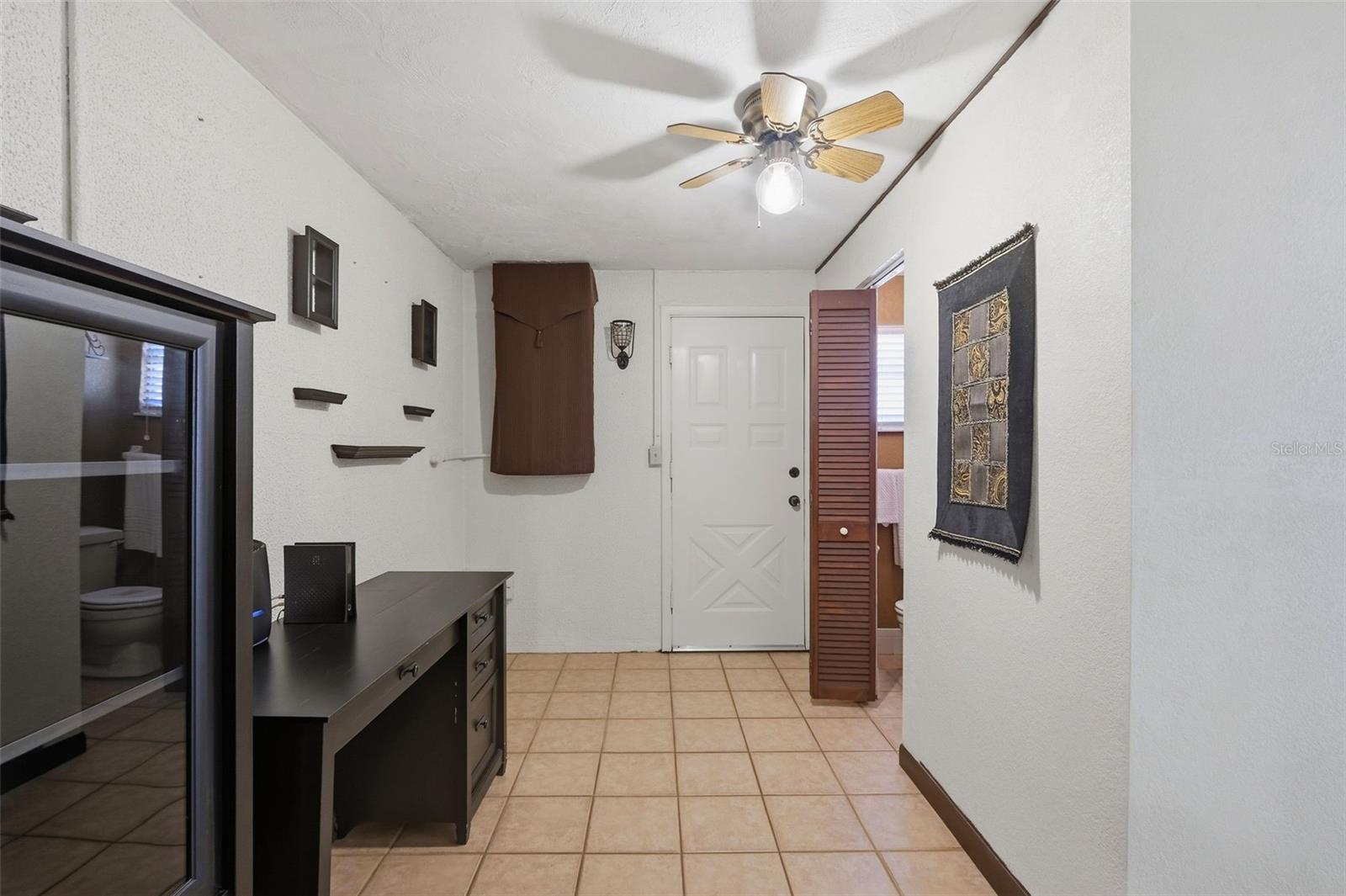 Primary sitting area/office - 6155 ILLINOIS AVE, NEW PORT RICHEY
