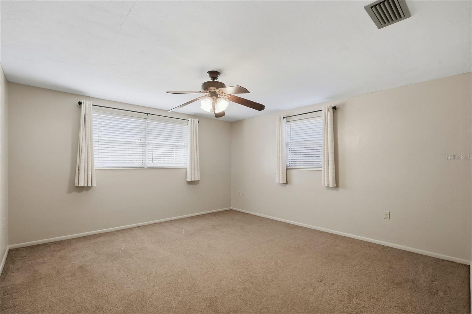 Front Bedroom - 6155 ILLINOIS AVE, NEW PORT RICHEY