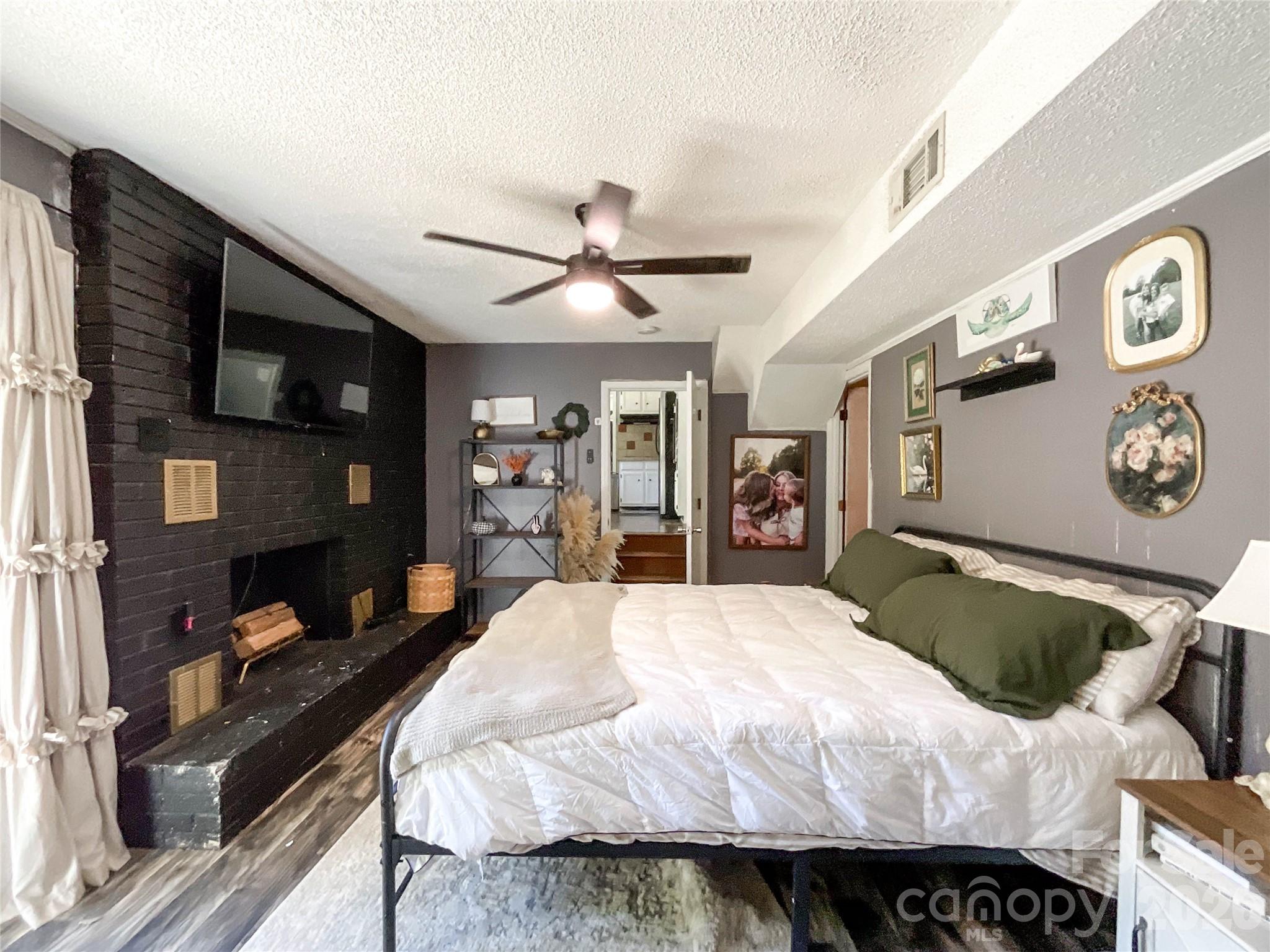 Single Family Residence at 4807 Lancaster Highway, Monroe, photo 5 of 45