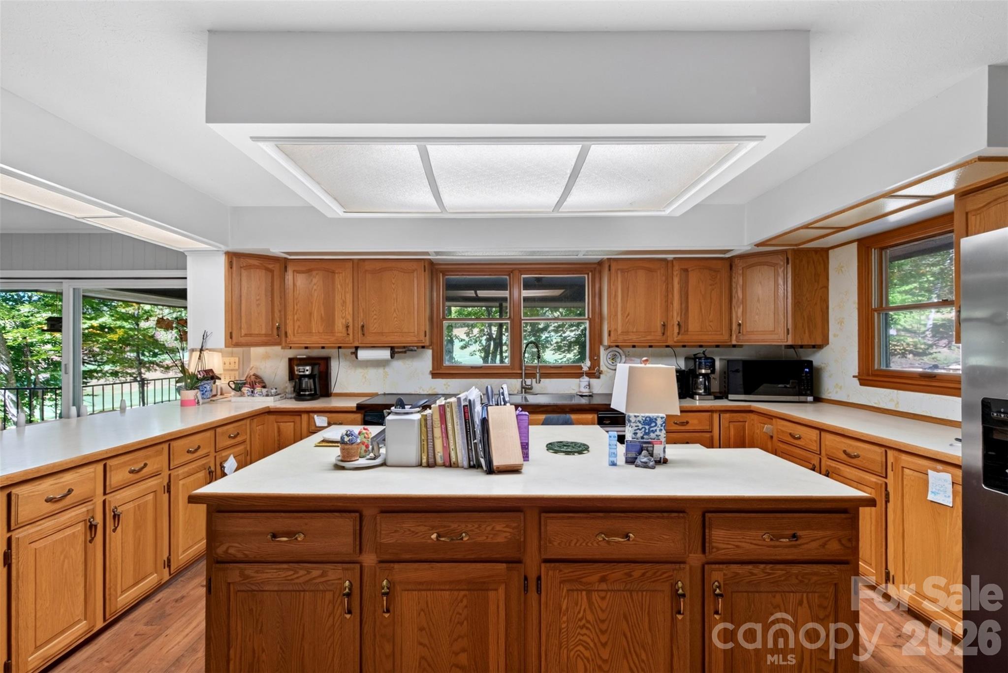 Kitchen - 180 Divot Drive, Canton