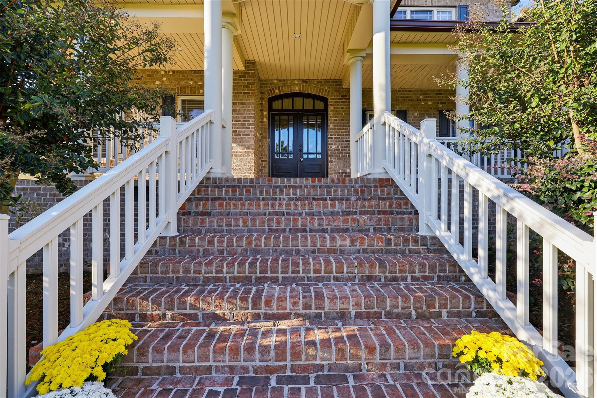 Single Family Residence at 1163 Willow Creek Drive, Newton, photo 2 of 45