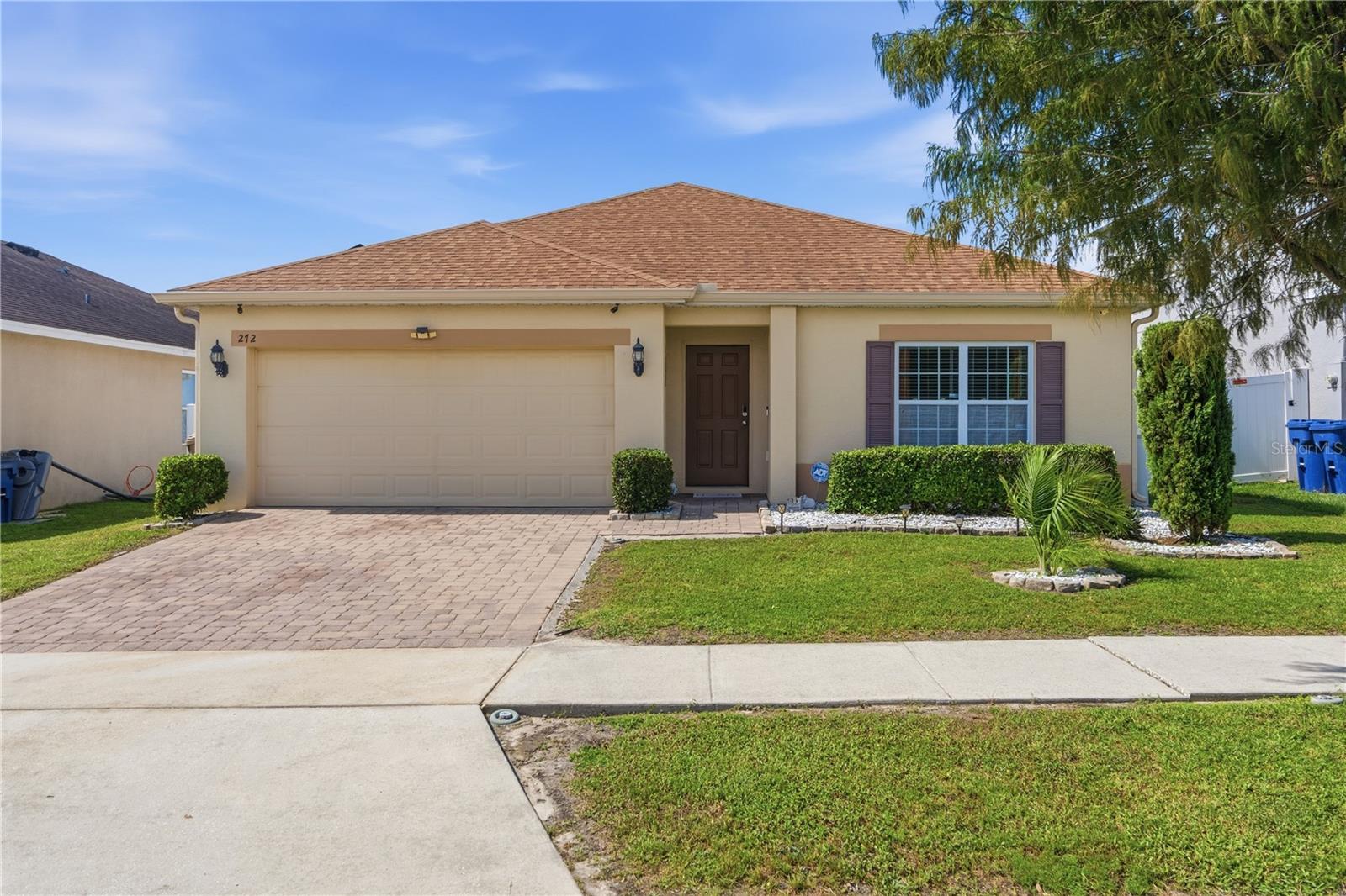 272 SPARROW HAWK DR